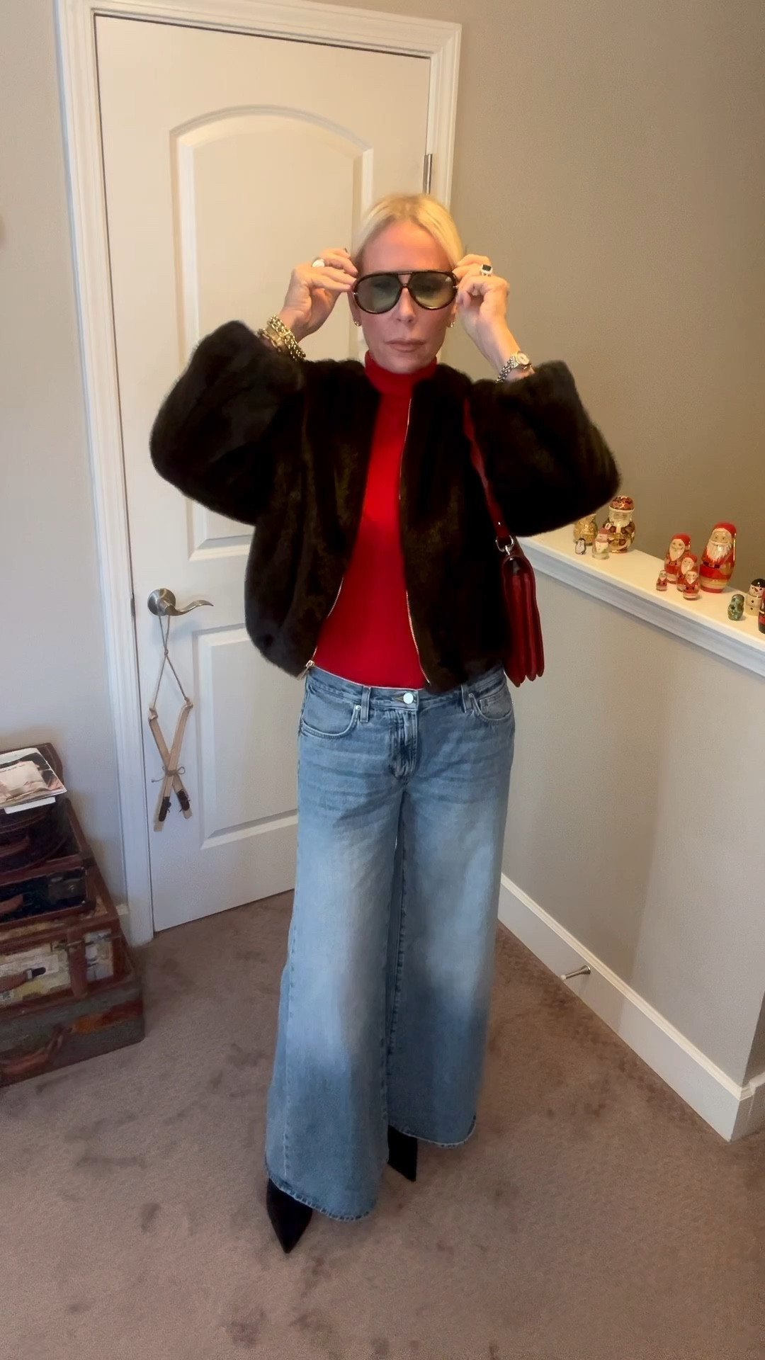 Some looks may not be available however I’ve attached alternatives.