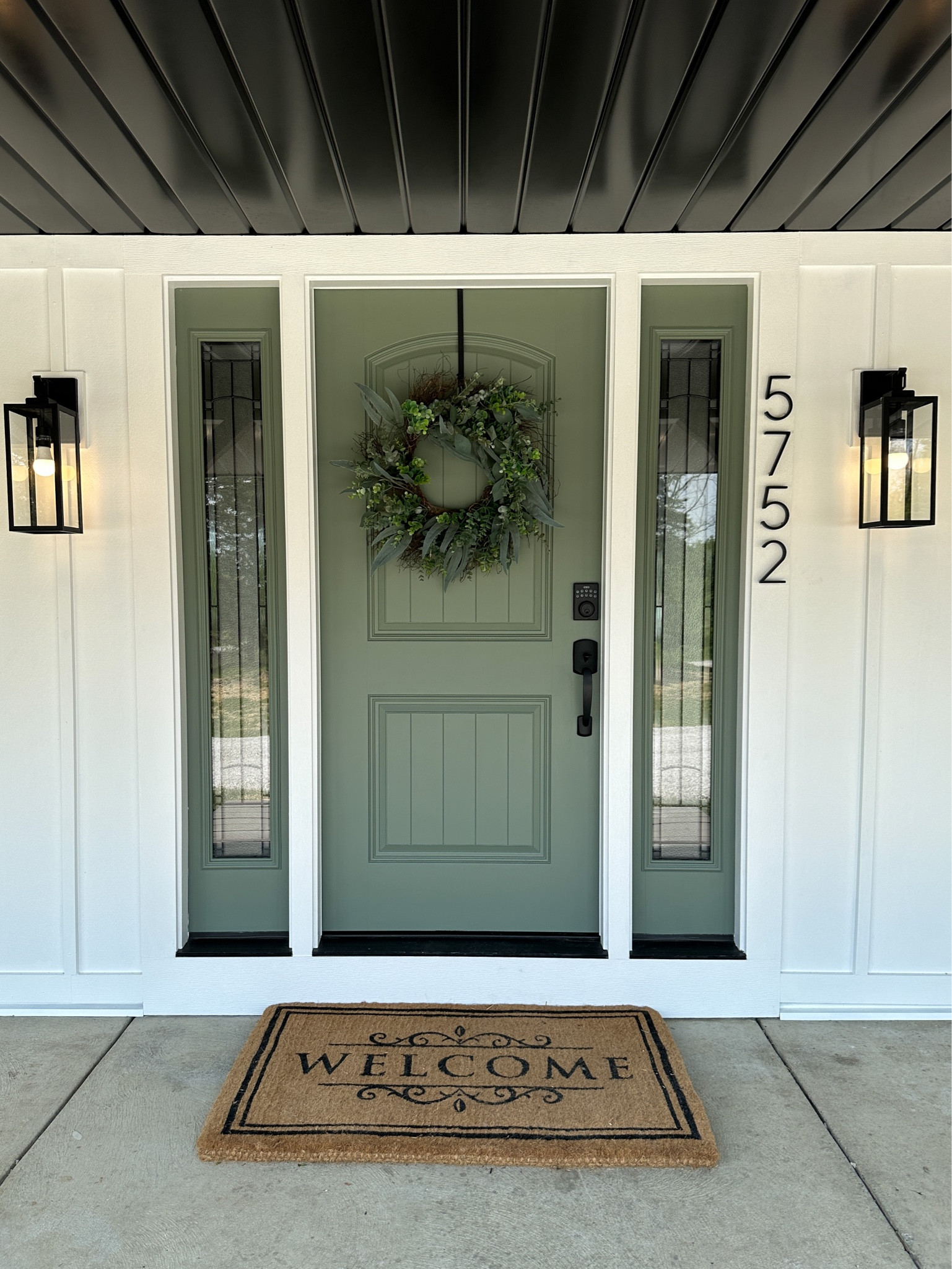 Front porch // exterior 

#LTKFind #LTKunder100 #LTKhome