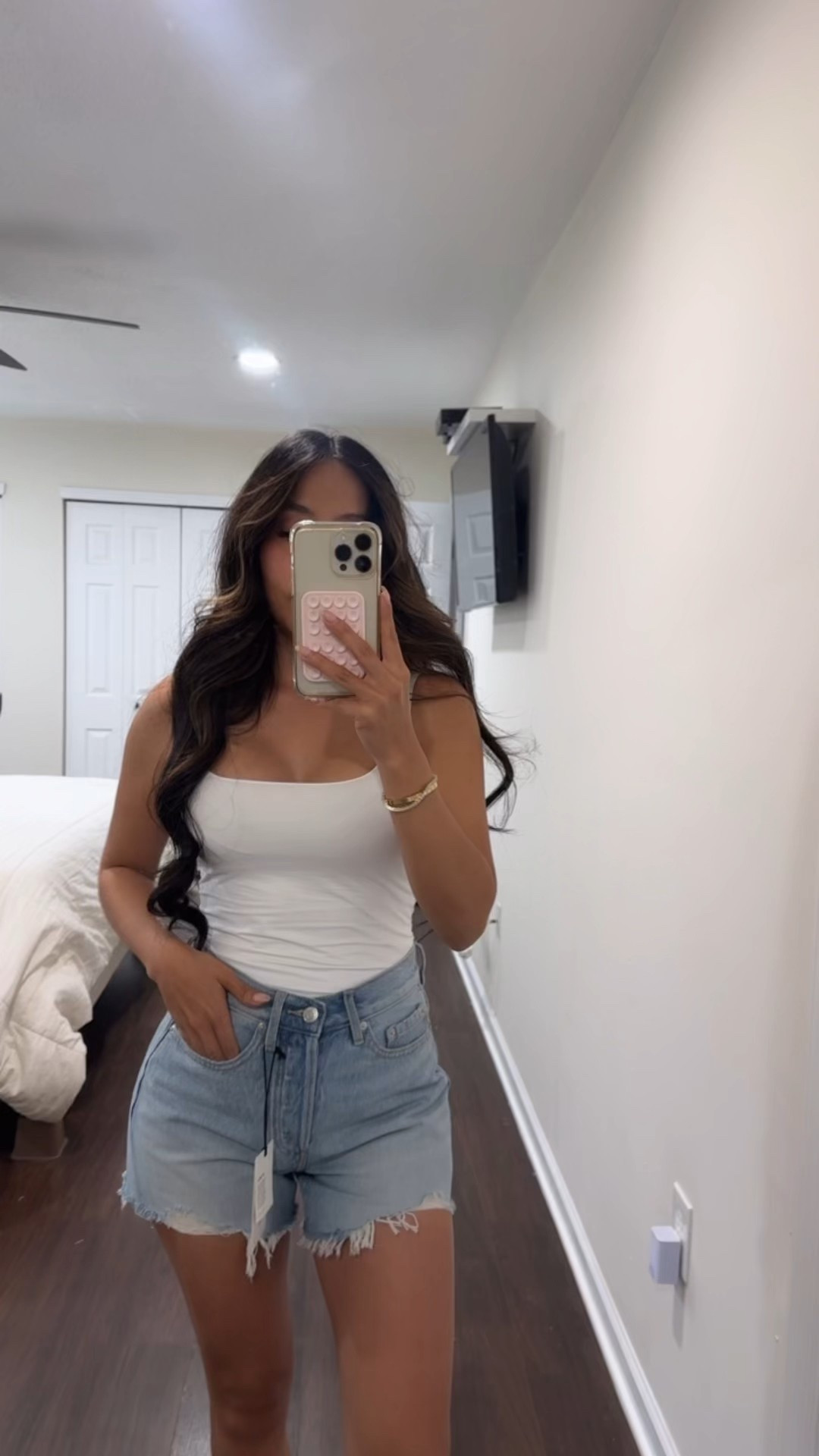 Obsessed with these denim shorts!! The fit is soo perfect 🙌🏼 wearing size 24 

#LTKFindsUnder50 #LTKStyleTip #LTKSeasonal