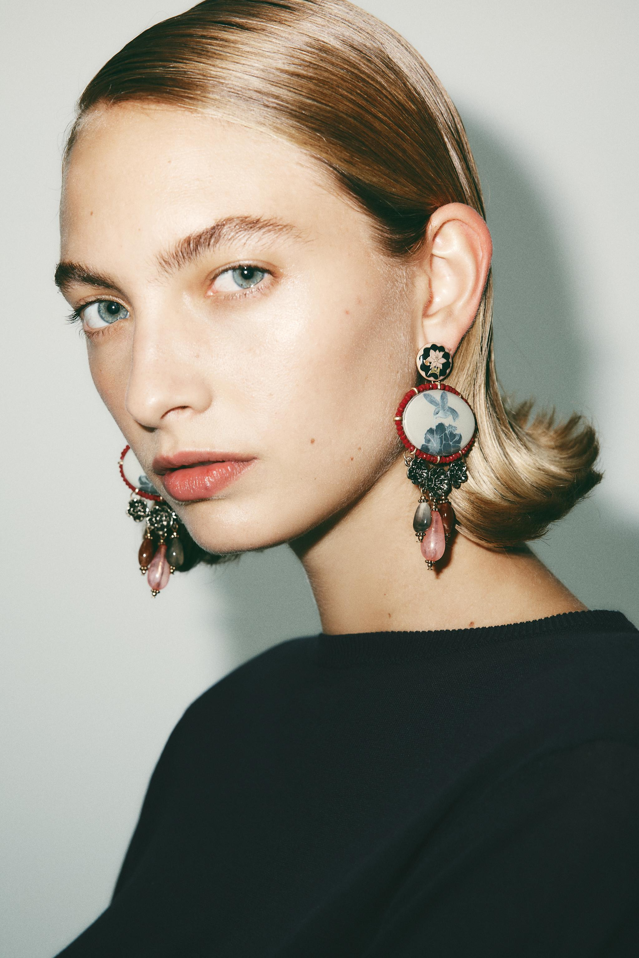 RESIN STONE CHARM EARRINGS | Zara US