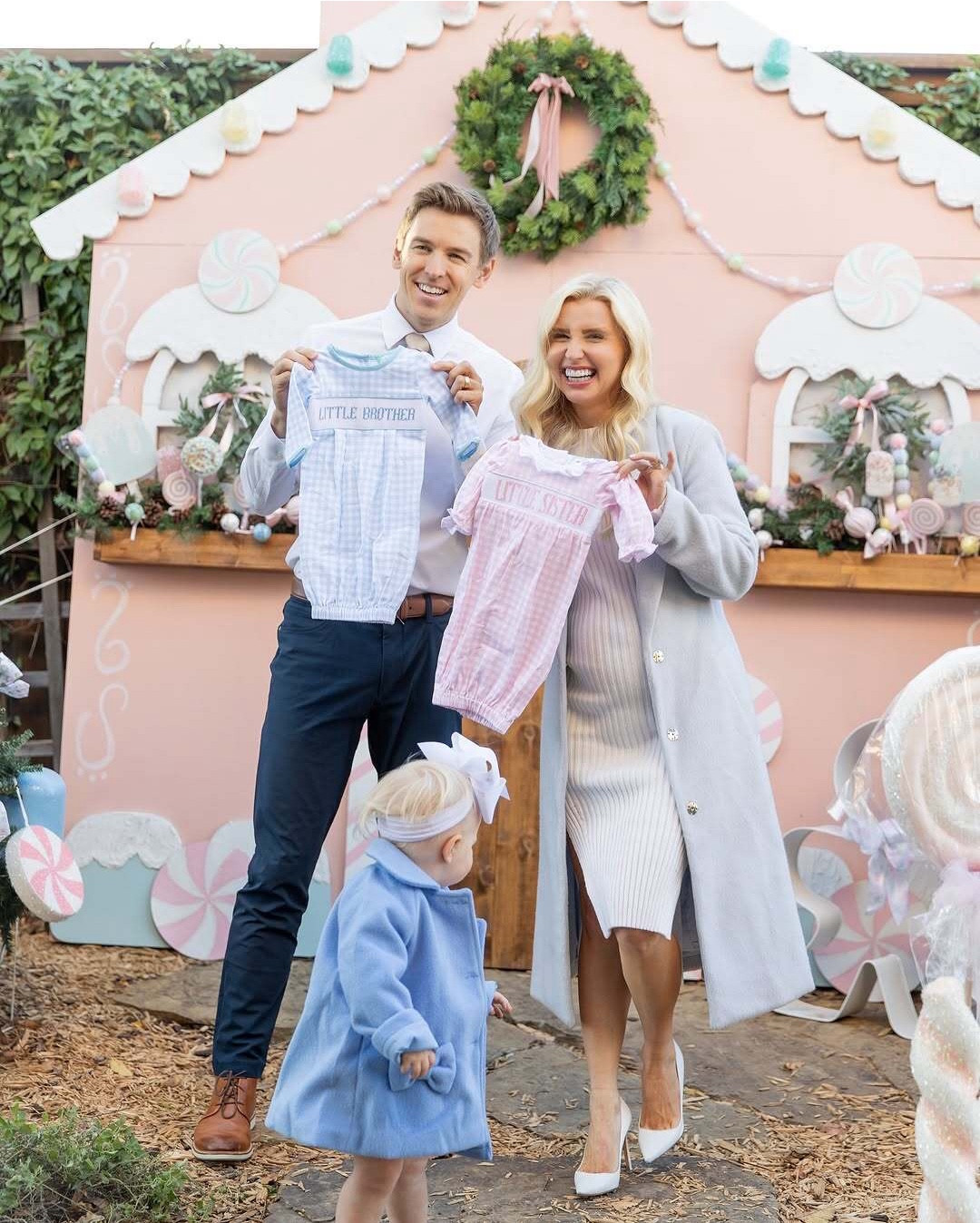 Feeling all the maternity glow in this gorgeous white dress! ✨ Perfect for any occasion and so comfy too. If you're expecting and want to feel chic and stylish, this dress is a must-have! 💕 

 

#LTKStyleTip #LTKFamily