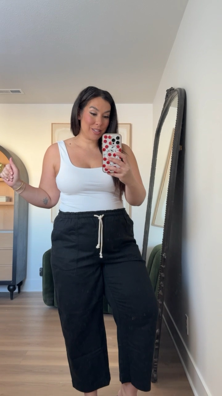 Old Navy try on | These pants are so comfortable and the silhouette is so cute! 
Midsize spring outfits
Size xl



#LTKMidsize #LTKSeasonal #LTKootd