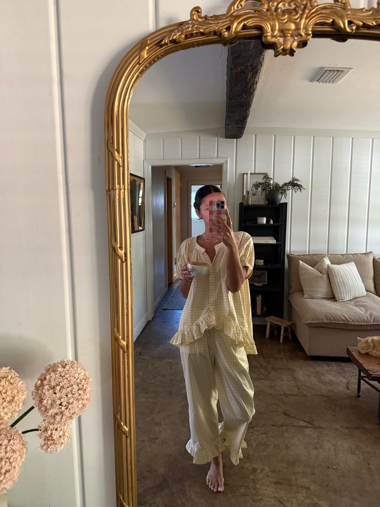 🧈 wearing size small 