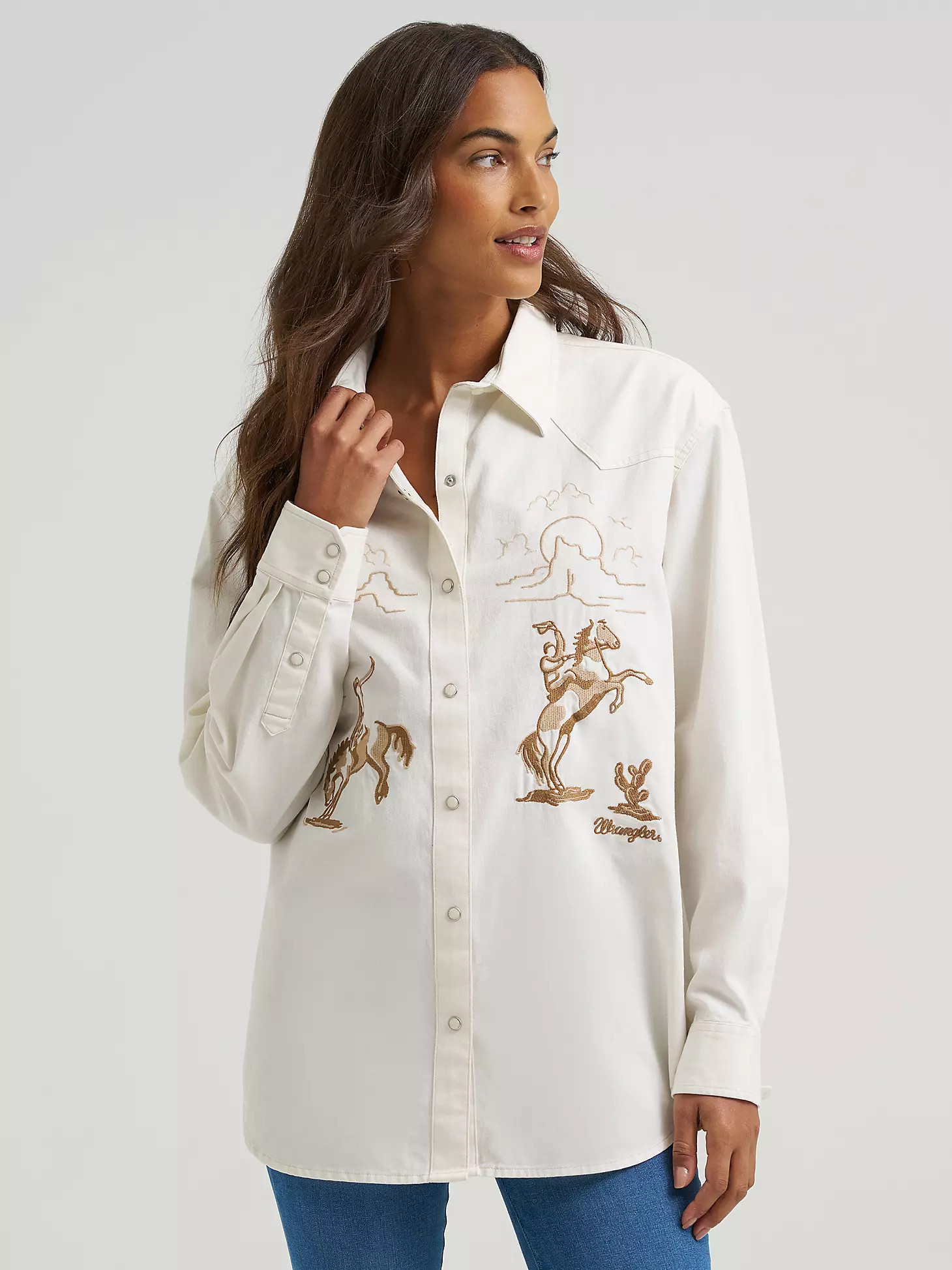Women's Embroidered Boyfriend Western Snap Denim Shirt | Wrangler