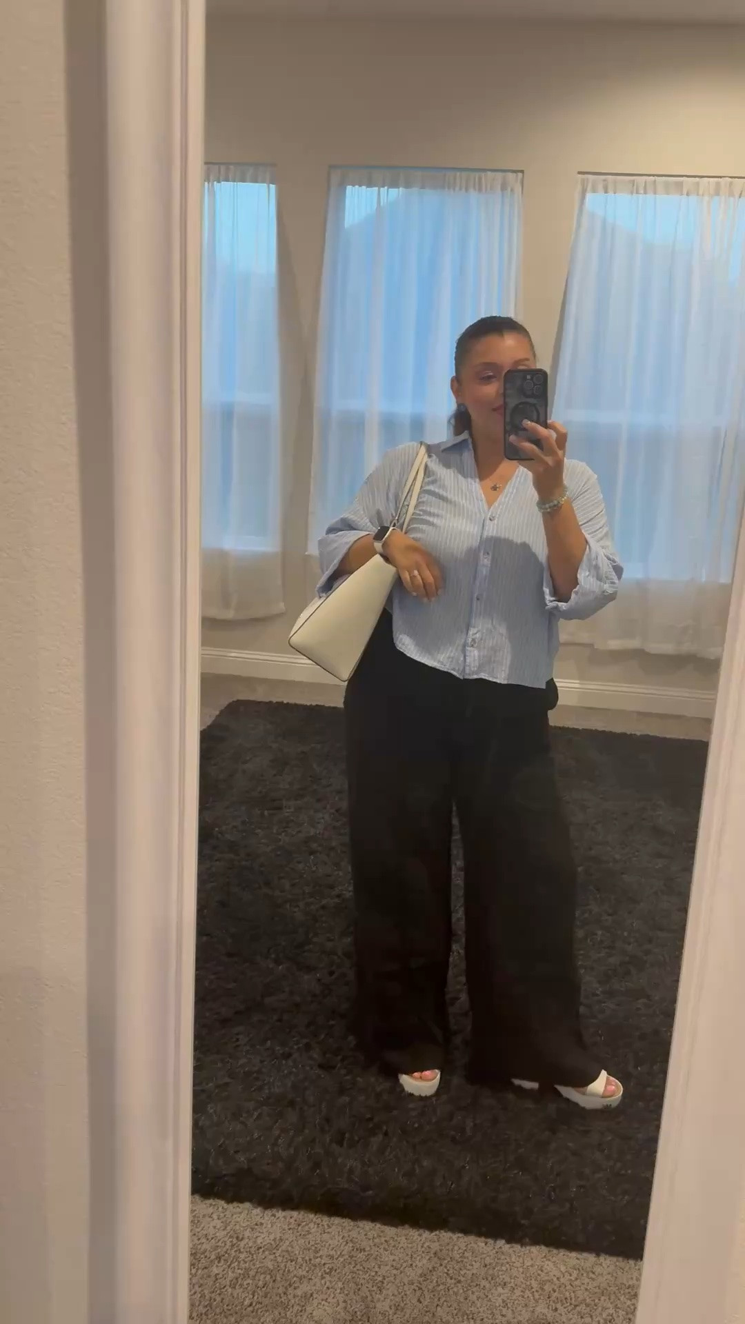Outfit of a mom over 40 🩵🖤

Outfit, mom outfit, cute outfit, cozy outfit, spring outfits, chic outfit, Mom style, fashion over 40, outfit of the day, work outfit, trends, summer outfit

#LTKootd #LTKMidsize #LTKWorkwear