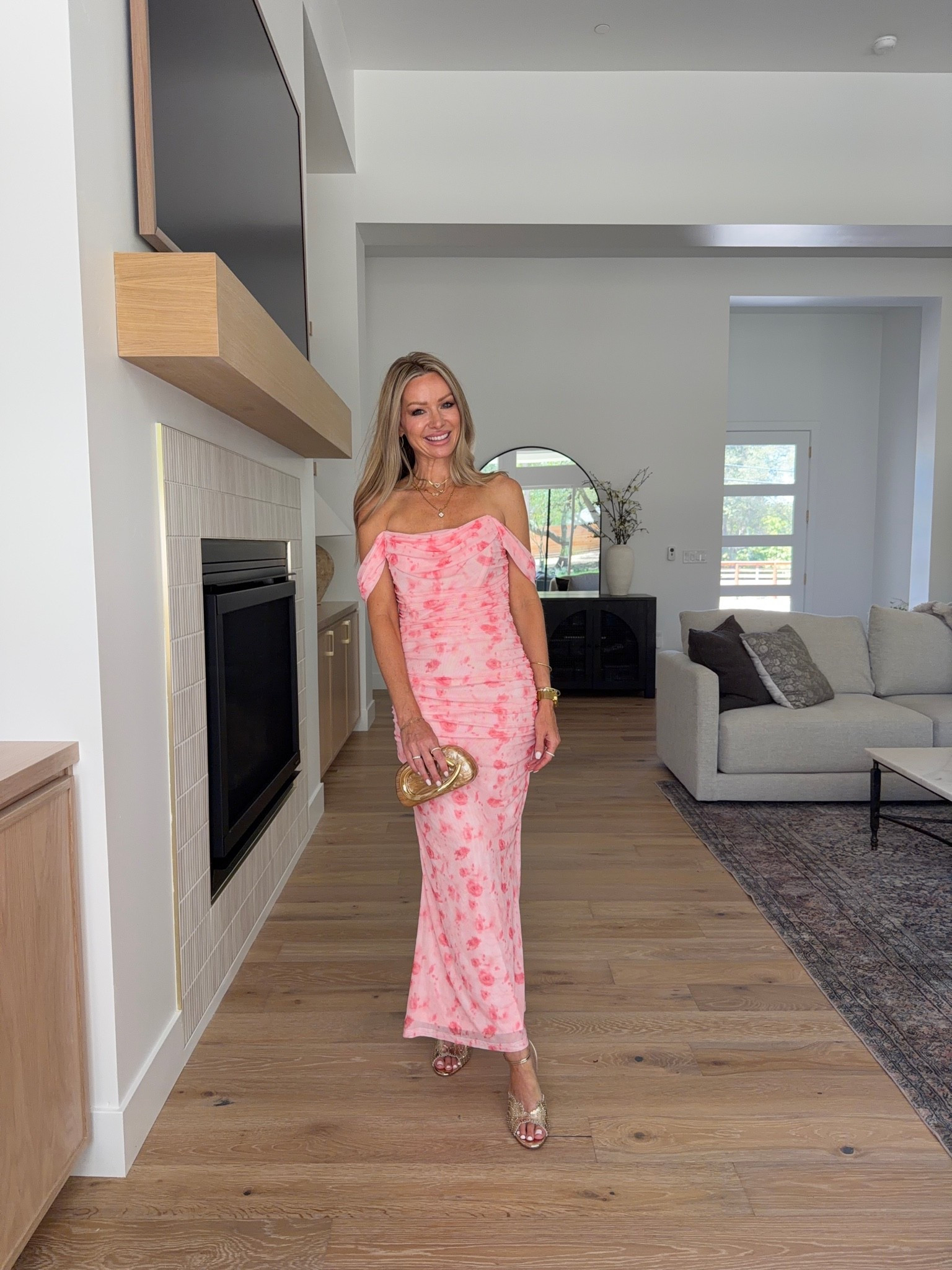 Amazon event dresses that look so elegant, no one will believe where they’re from. ✨🌸 comment AMAZON and I’ll send you the details 

If you’ve been searching for a dress for a wedding, bridal shower, vacation dinner, or summer event… I found some beautiful Amazon options.

✨ Romantic floral maxi with a flattering side slit
💙 Elegant powder blue dress with a modern silhouette
🌸 Ruched pink off-the-shoulder dress that’s perfect for weddings
💛 Timeless butter yellow off-the-shoulder maxi that feels designer-inspired

Which one would you wear? 💕

Comment DRESS and I’ll send you all the Amazon links! Save this for your next wedding, shower, vacation, or special occasion.

#AmazonFashion #AmazonDress #WeddingGuestDress #SummerStyle #AmazonFinds