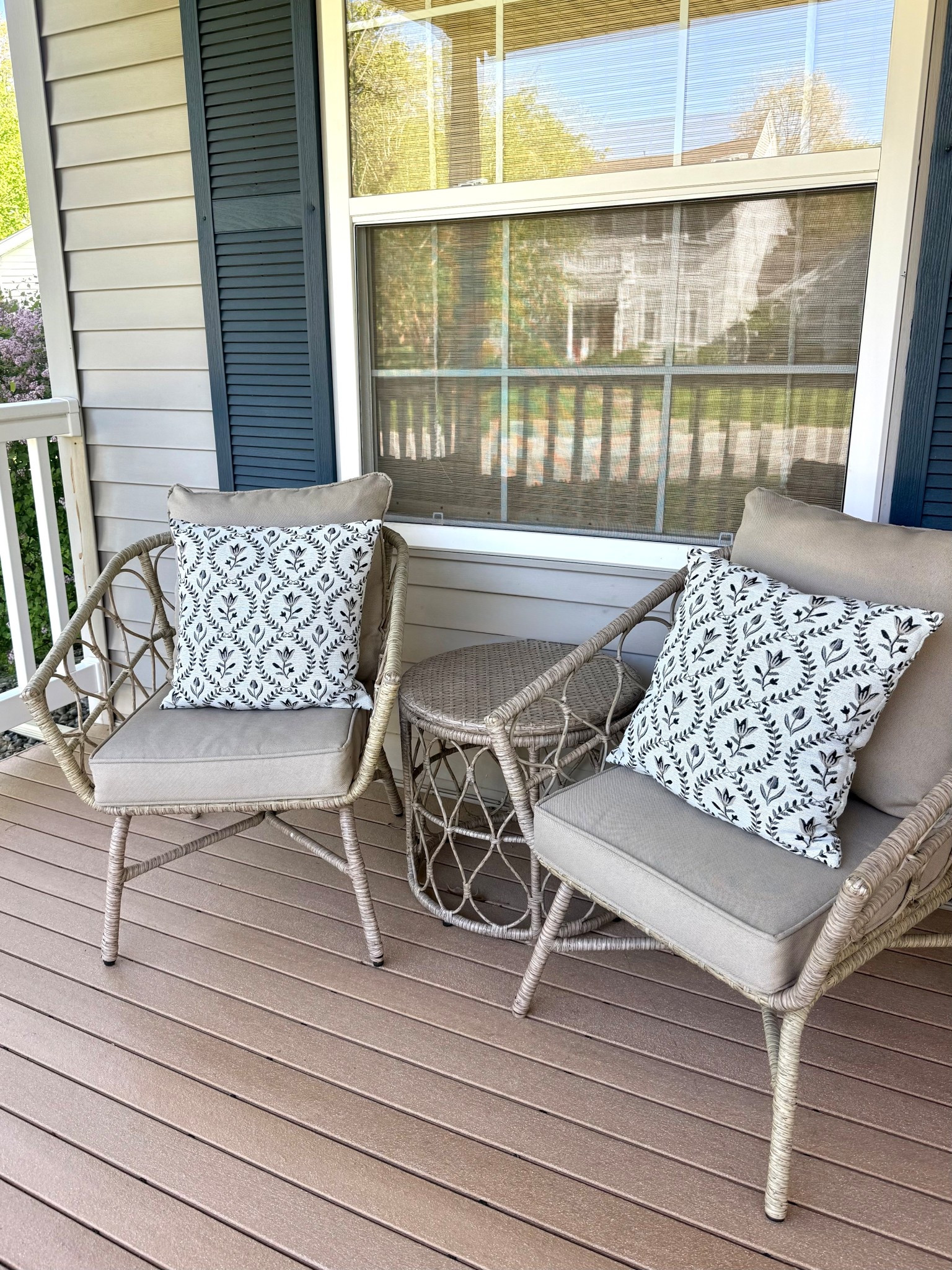 Front porch
Outdoor home


#LTKHome