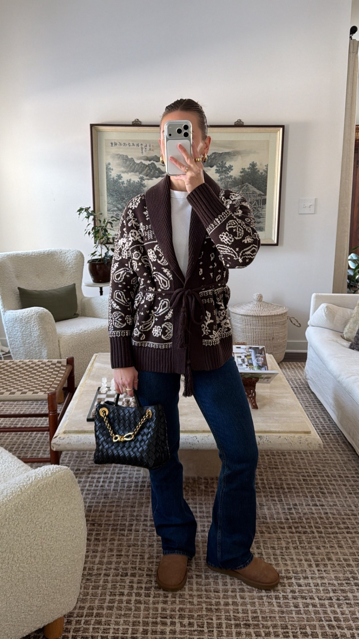 2/1/26 Casual winter outfit of the day ❄️ Linking my UGG boots, dark wash bootcut denim from Abercrombie, and my Abercrombie cardigan sweater — an easy, cozy combo I keep reaching for. Finished with my Celine sunglasses and my Bottega bag for a polished everyday winter look.



#LTKgrwm #LTKootd #LTKSeasonal