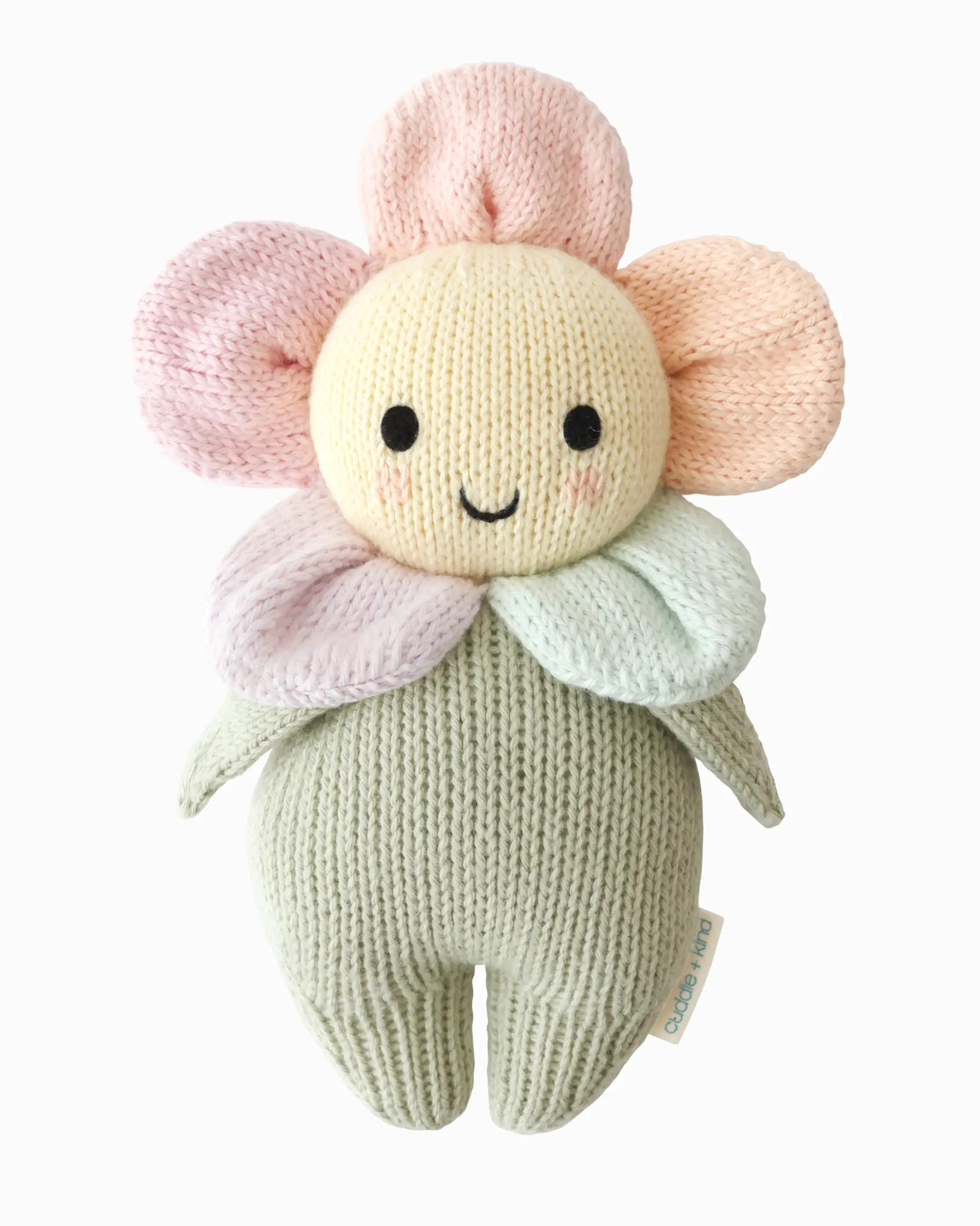 Baby daisy (sunshower) | cuddle+kind