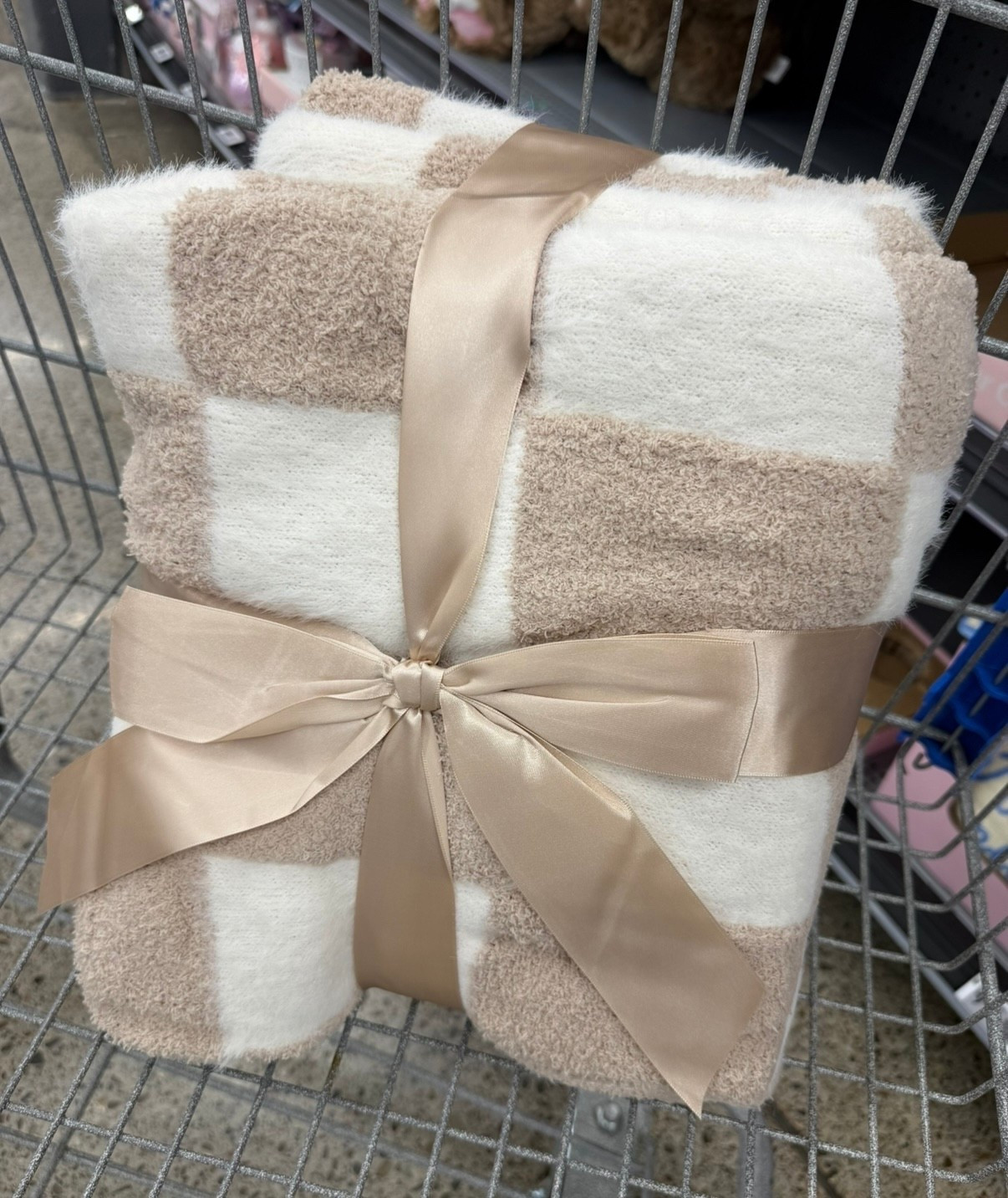 ✨⬇️ $20 viral throw find! 
this is the MacKenzie Childs–inspired blanket that’s been going around and it’s actually SO soft

got the last one and I get the hype now 🤎🤍

looks way more high-end than $20

low stock online + in stores right now

#LTKHome #LTKMothersDay
