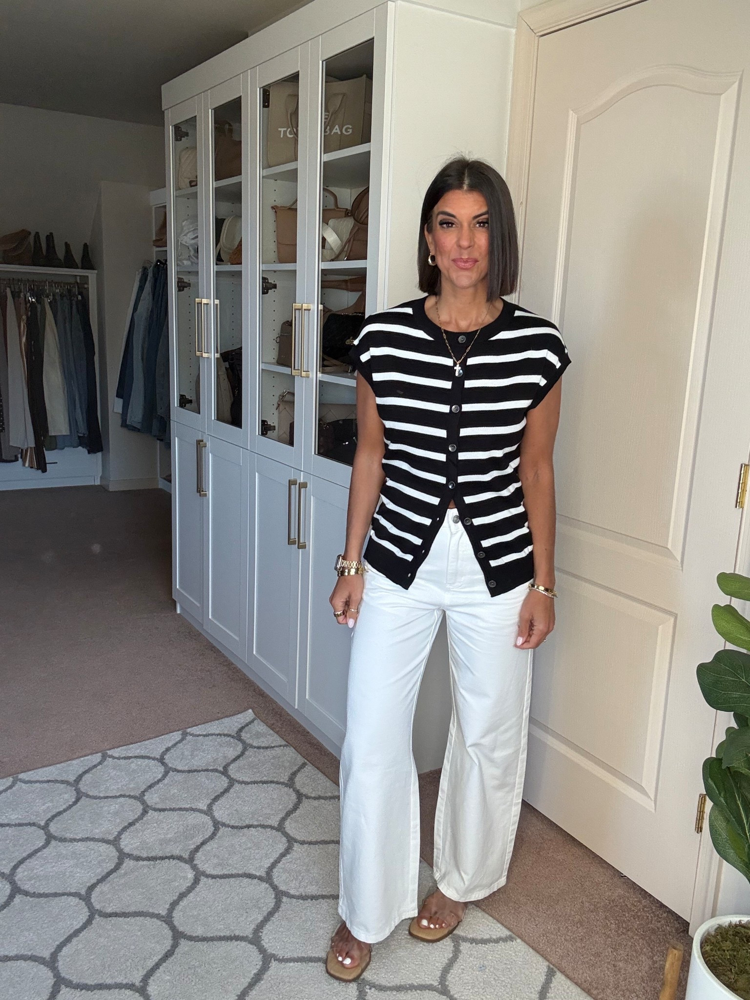 Size small in sweater size 2 in jeans 

#LTKSeasonal