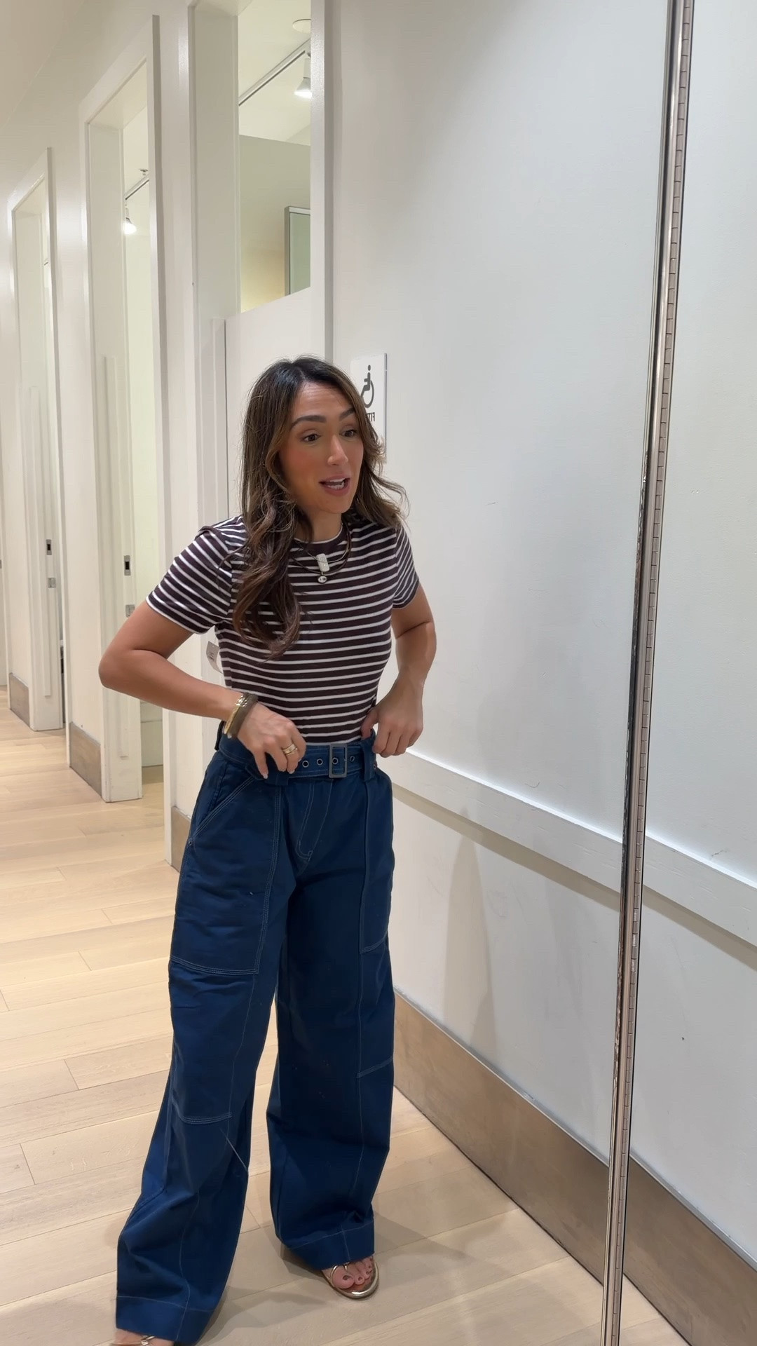 Size s top and 2 jean

#LTKgrwm #LTKootd