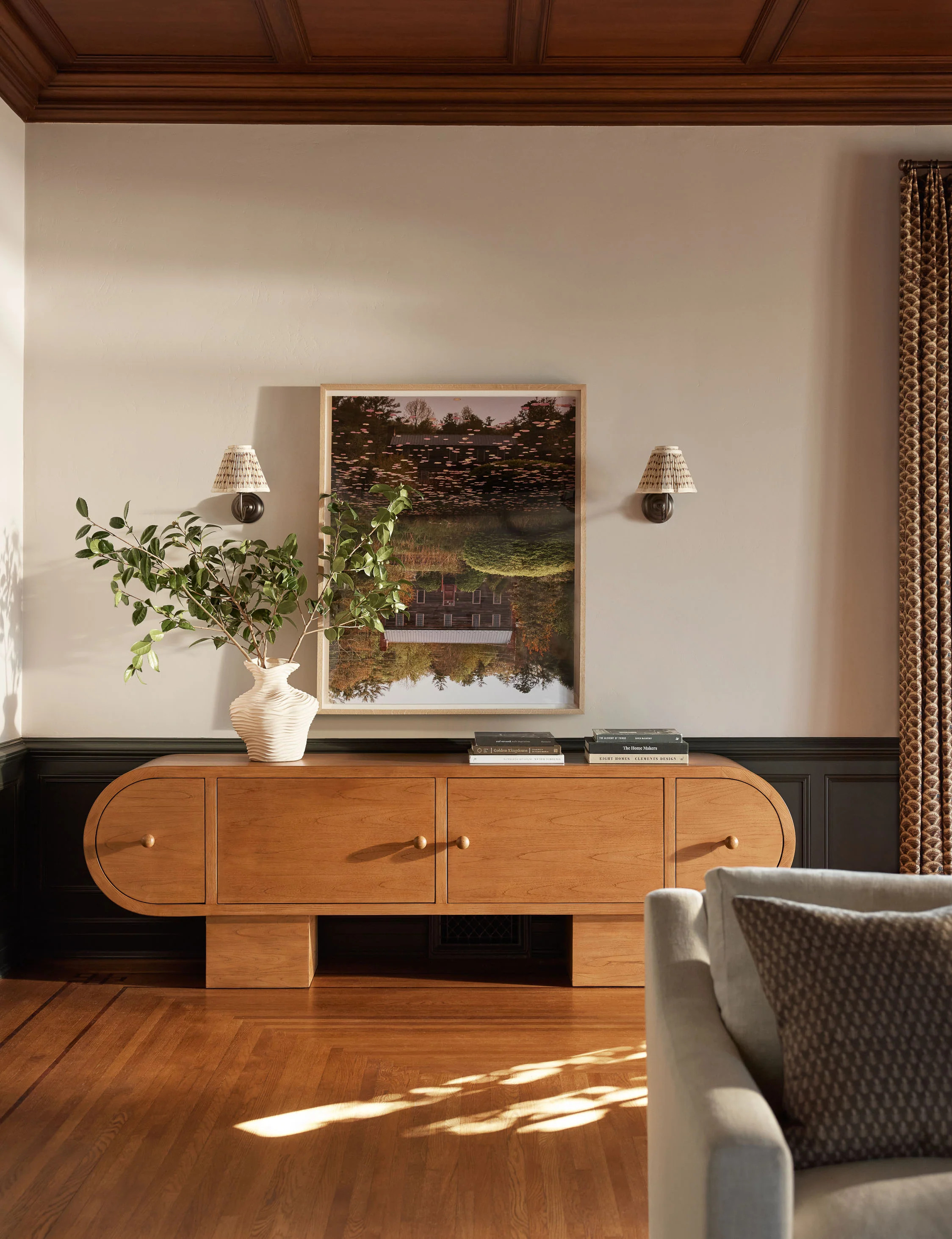 Jordan Sconce | Lulu and Georgia 