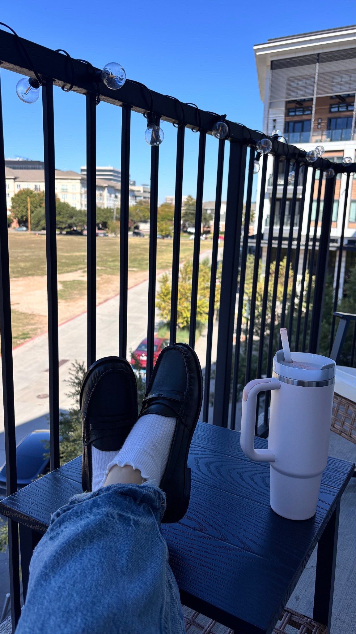 On the loafer socks kick!! 🎀

#LTKWorkwear #LTKShoeCrush