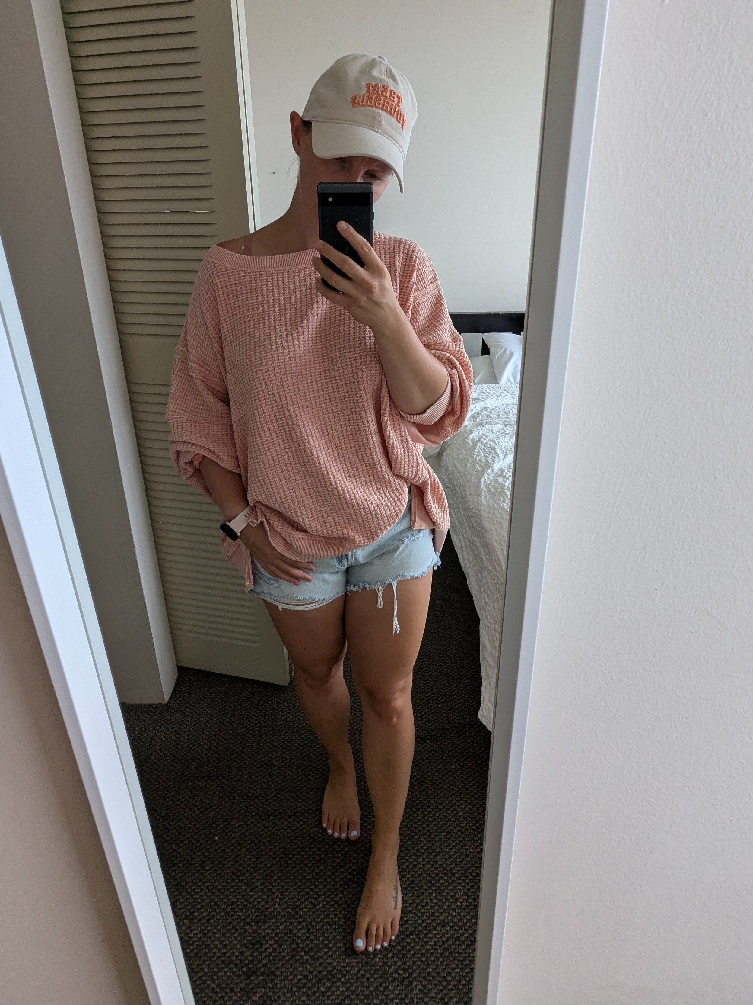 My transitional uniform ✨ Waffle Oversized Sweater is where it's at.I'm wearing size L for the oversized look. So cosy. 🥰

#LTKcanada #LTKmidsize #LTKautumn