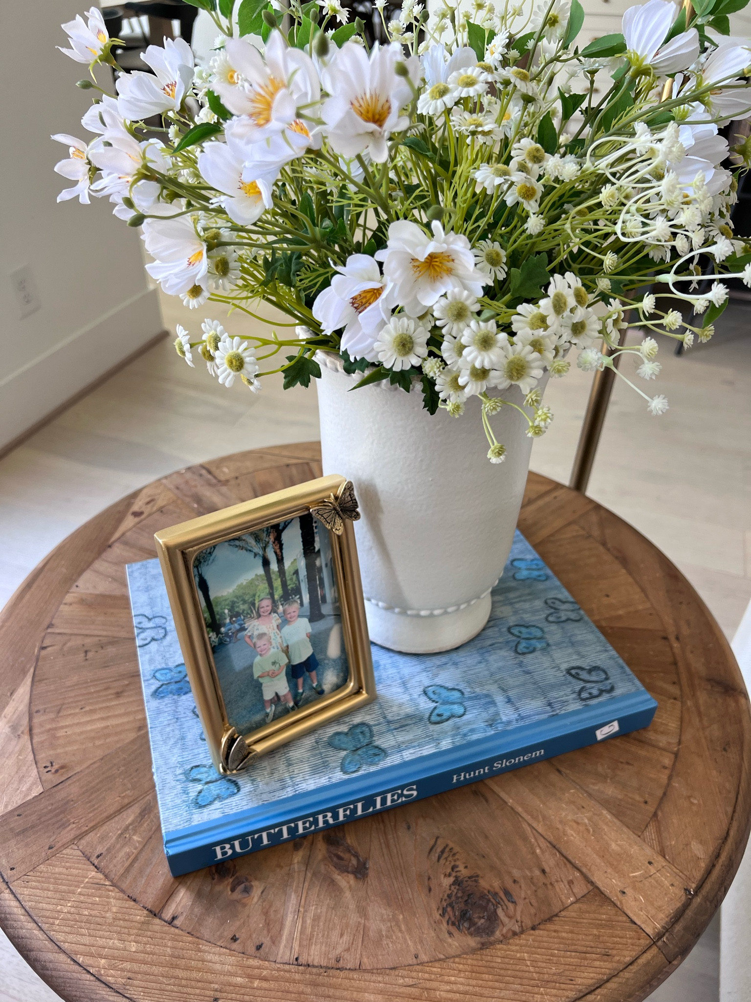 Coffee table book and accent table accessories 

#LTKSummerSales #LTKHome #LTKFindsUnder100