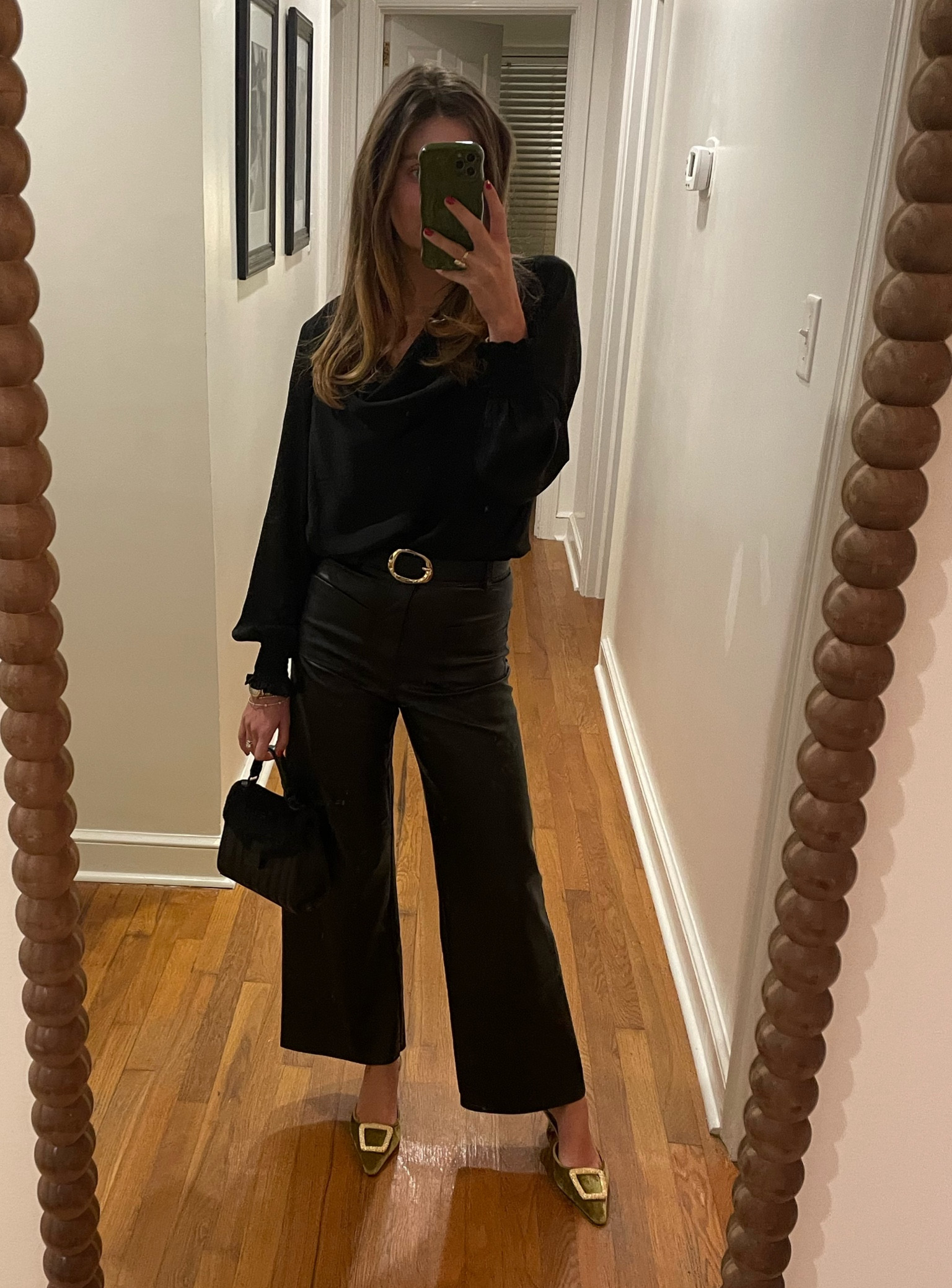 friday night outfit, black, dinner inspo 

#LTKFindsUnder50 #LTKFindsUnder100 #LTKHoliday