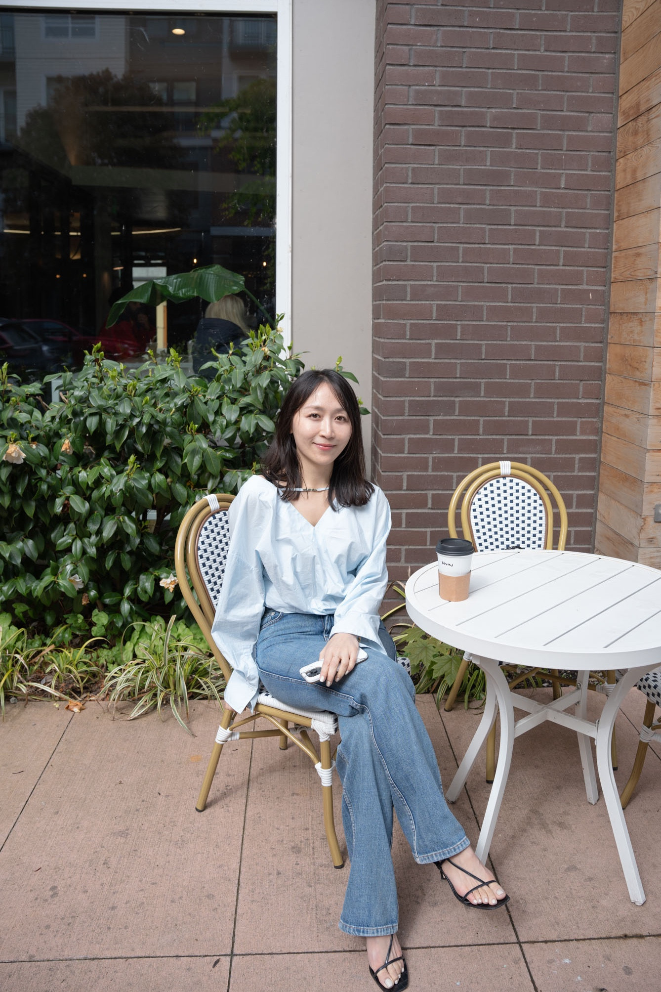 MO&Co. 母親節活動買三樣以上單品打8折
折扣商品也可額外打折
可搭配額外9折碼 [ROMAY10] 來買
我要大推他家牛仔褲! 這次試了4件都有驚艷
材質100%純棉非常舒服
穿起來完全不輸大品牌牛仔褲而且價格可愛太多了


#LTKAsia #LTKsalealert #LTKworkwear