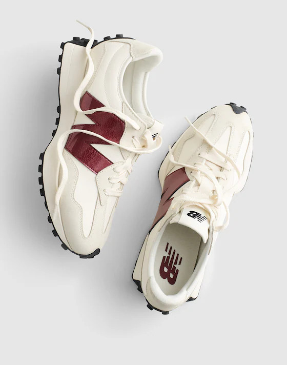 New Balance&reg; Unisex 327 Sneakers in Suede | Madewell