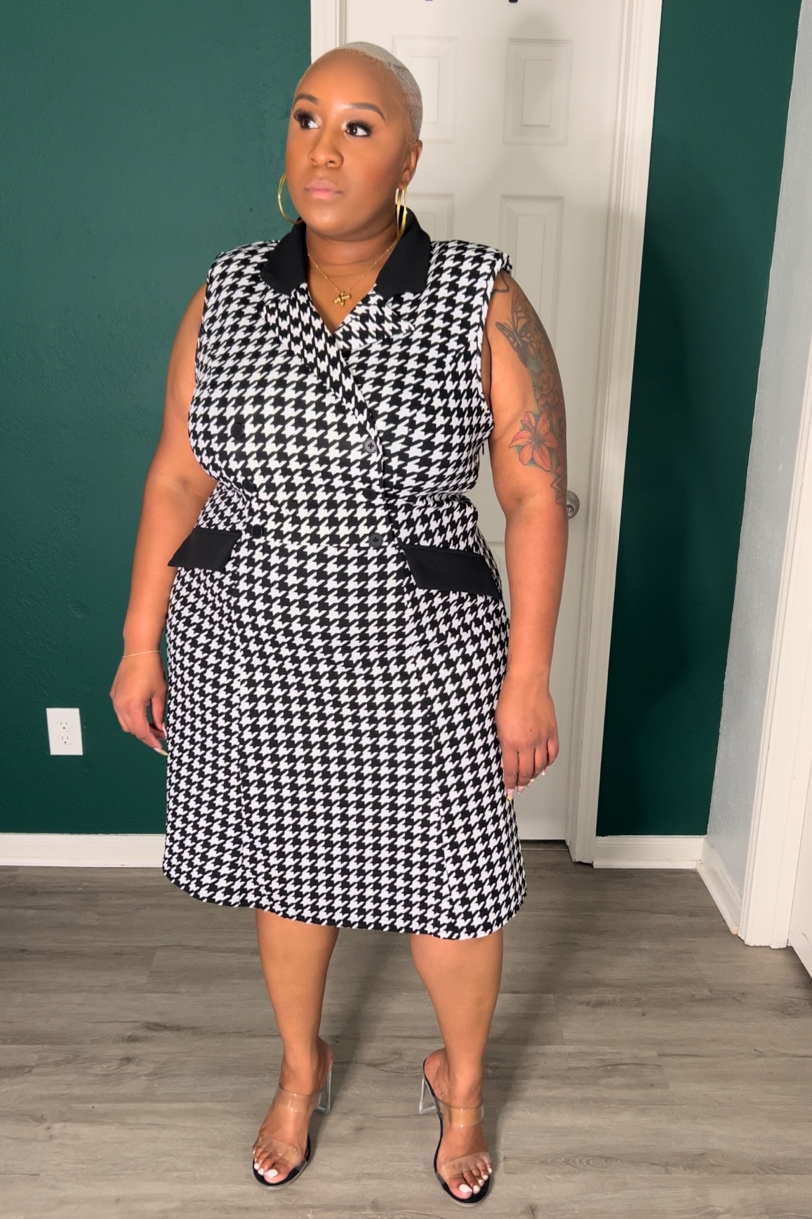Houndstooth Plus Size Dress | Workwear | church dress | modest fashion | size 2x 

#LTKplussize #LTKfindsunder50 #LTKstyletip
