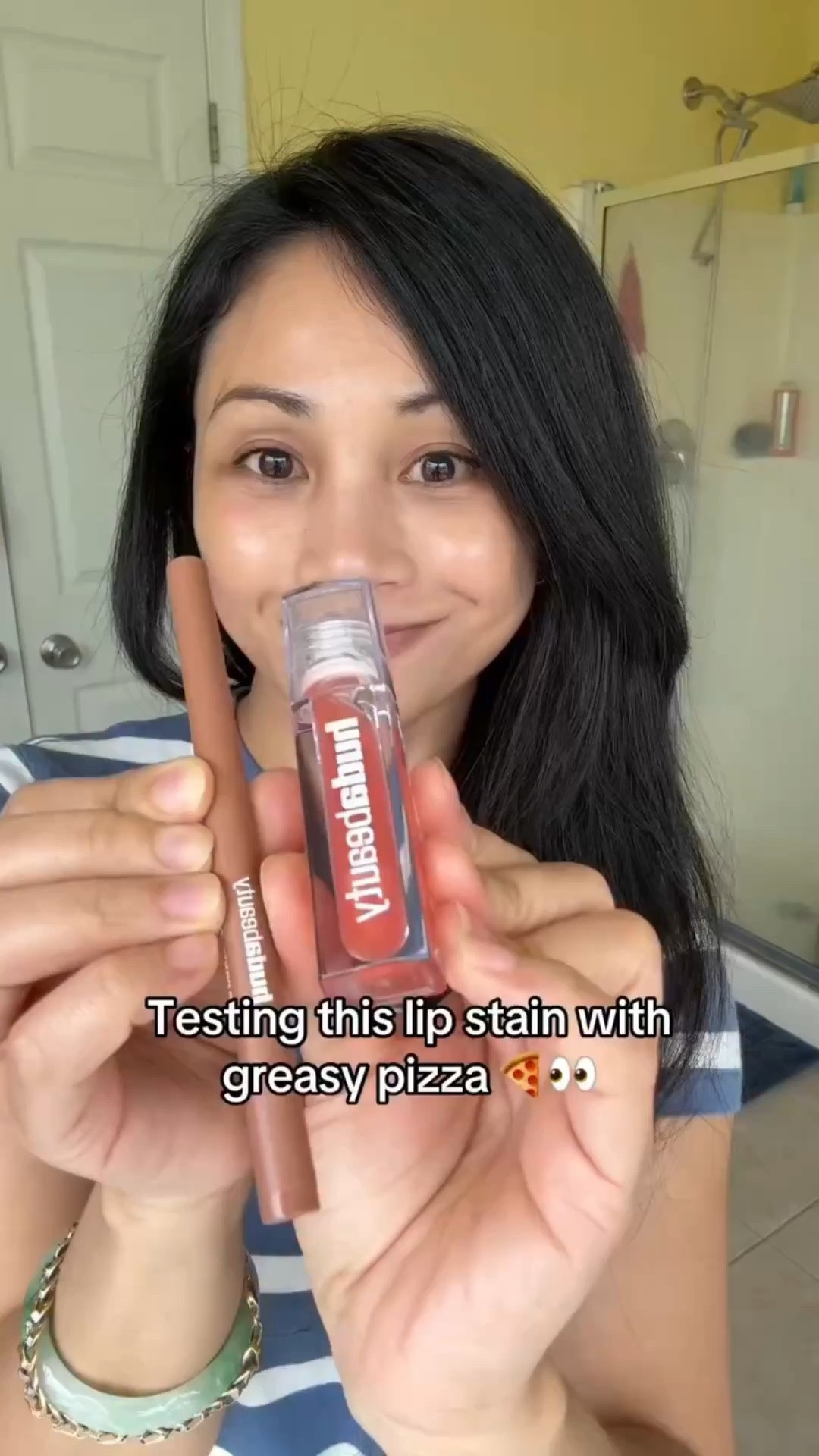 Okay but I’ve been looking for a long-lasting, waterproof lip combo… and I think I finally found my go-to 👀💋✨

Even after pizza + drinks, it still looked SO good 🍕🥤
Definitely one of my current Huda Beauty favorites lately 💕

Shop through the link in my bio ✨
@hudabeauty
#hudabeauty #hudabeauties #lipstain