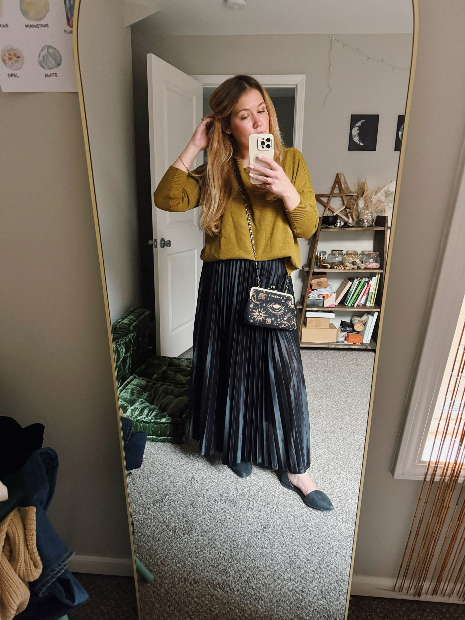 sweaters and skirts forever 

#LTKWorkwear #LTKSeasonal #LTKStyleTip
