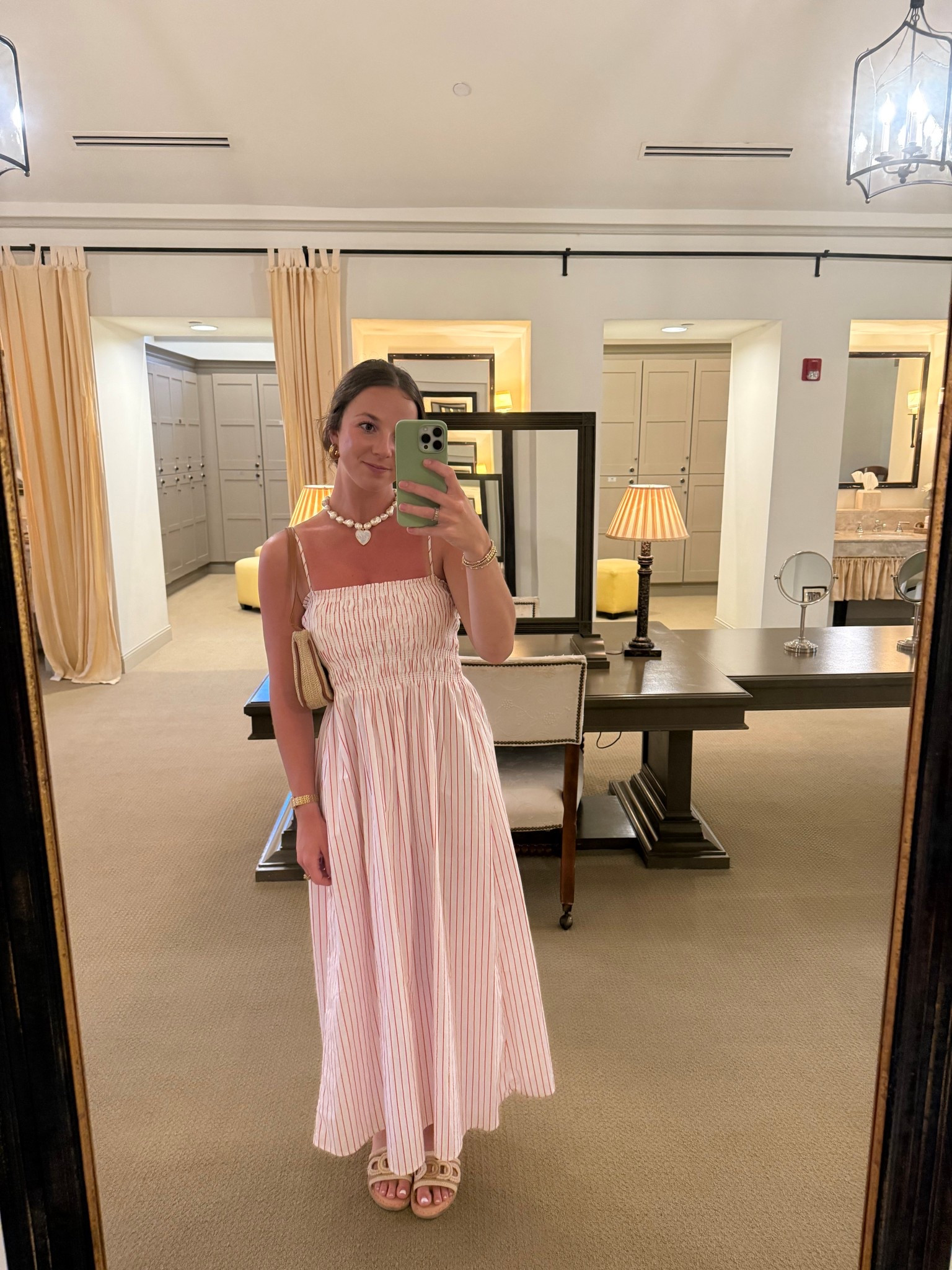 Pistola dress! Perfect to throw on for dinner