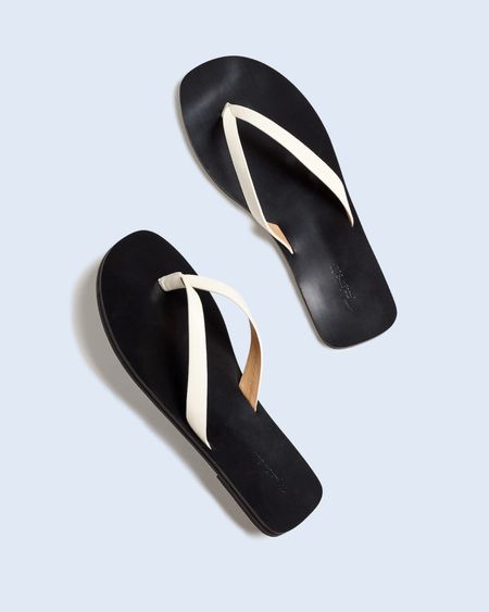 Summer sandals

#LTKfindsunder50 #LTKSeasonal #LTKshoecrush