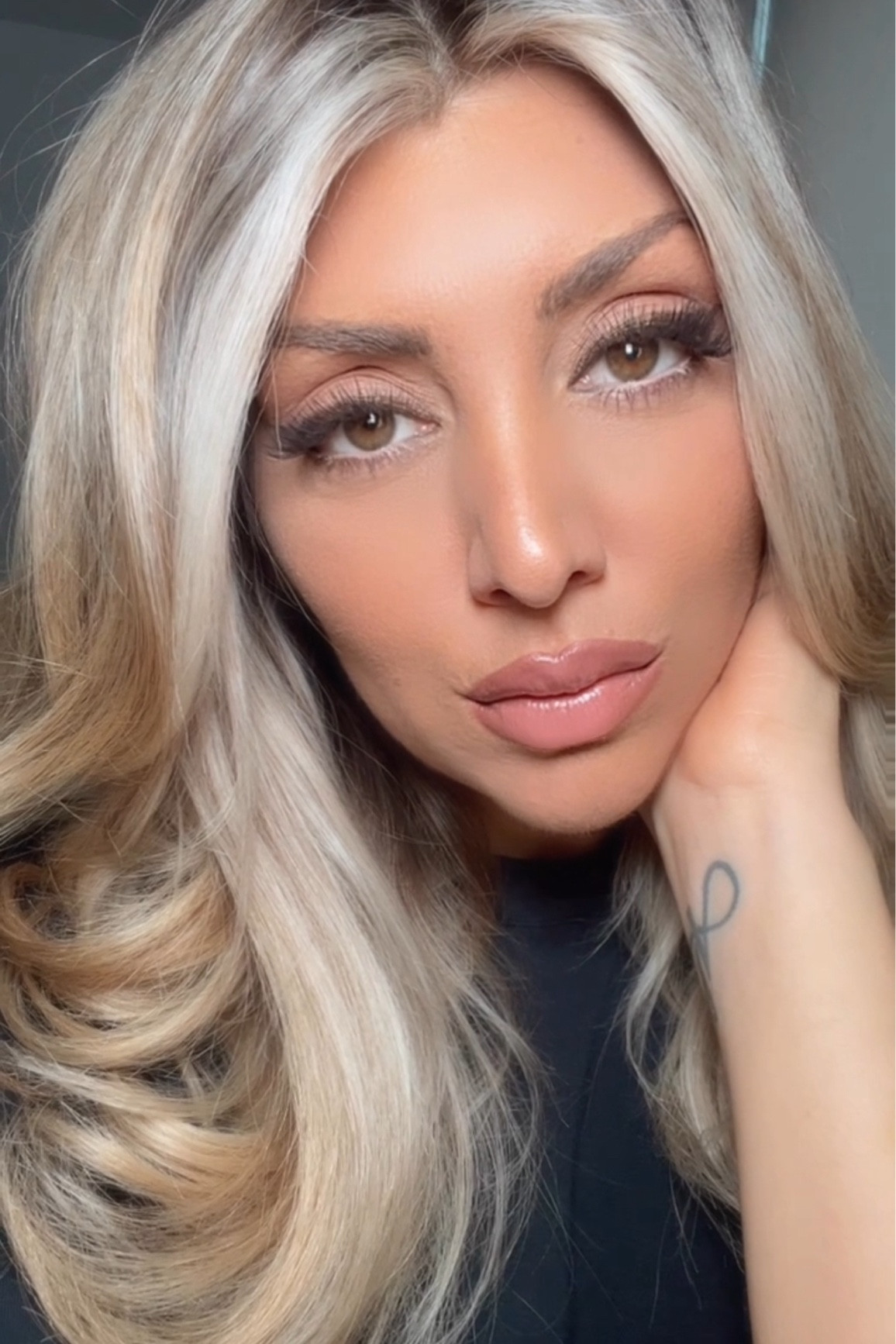 My go to every day makeup lately this fall! Sultry but buildable for the evening! 

#LTKBeauty #LTKFindsUnder50 #LTKFallSale