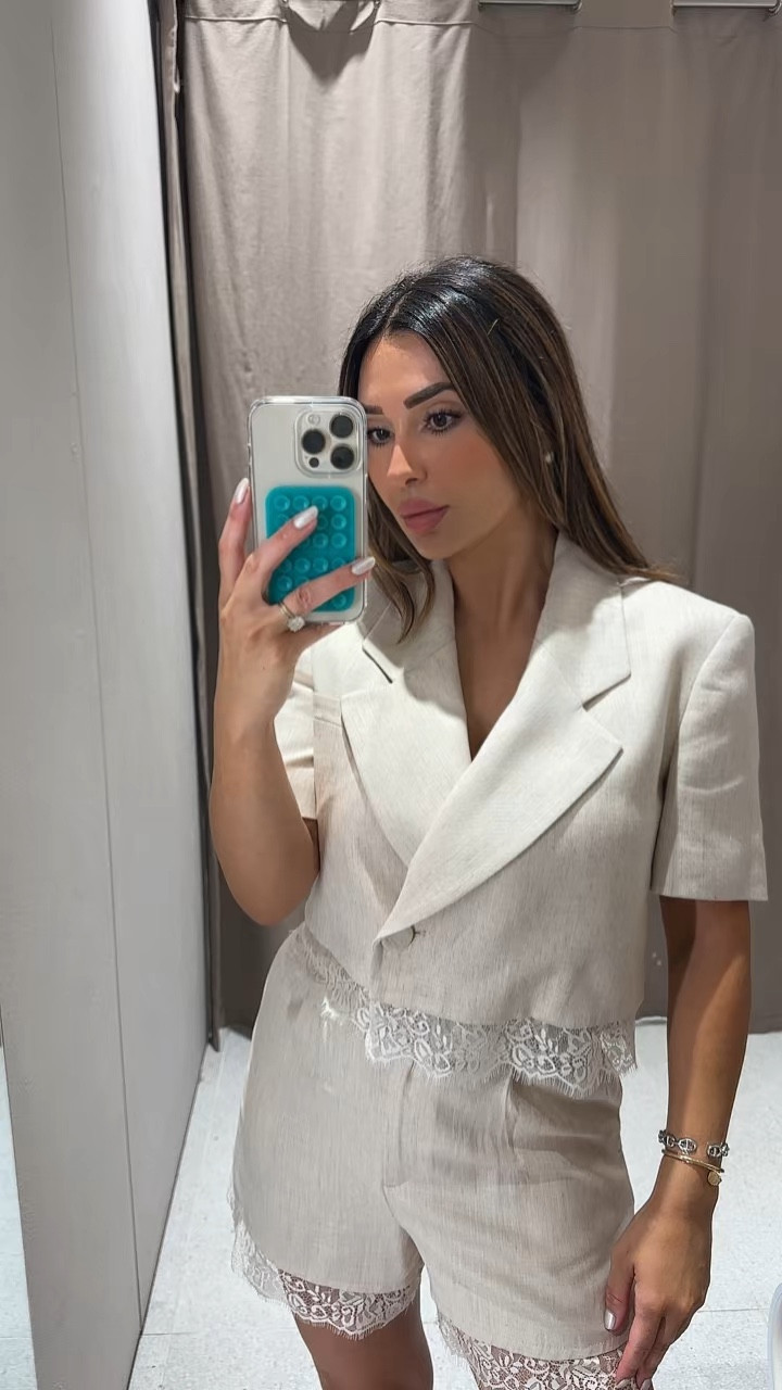 Run don’t walk!!!
You need this set @Zara 

#LTKootd