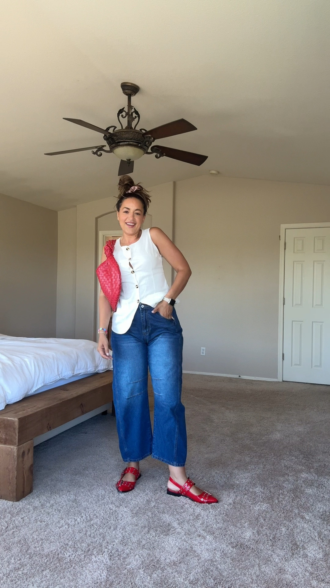 Dying to wear this shirt and paired with these barrel jeans?! Obsessed!! 

#LTKStyleTip #LTKMidsize #LTKFindsUnder50