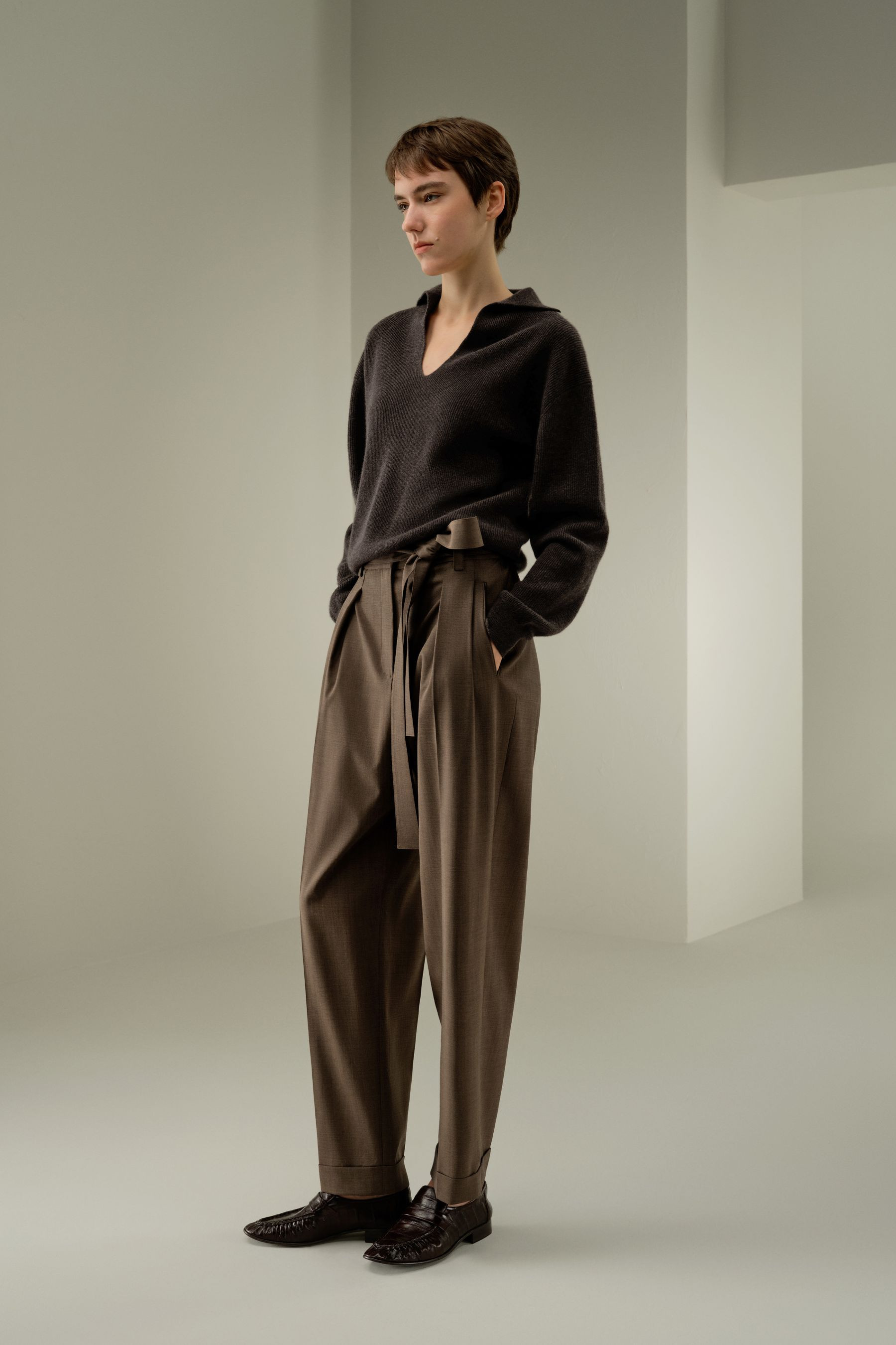 Havana Silk-Wool Barrel leg pants | LILYSILK