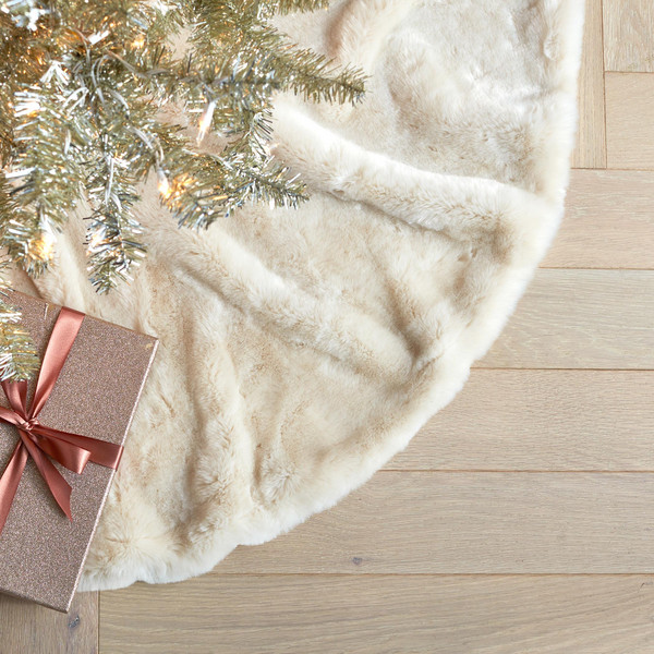 Faux Fur Tree Skirt | Z Gallerie