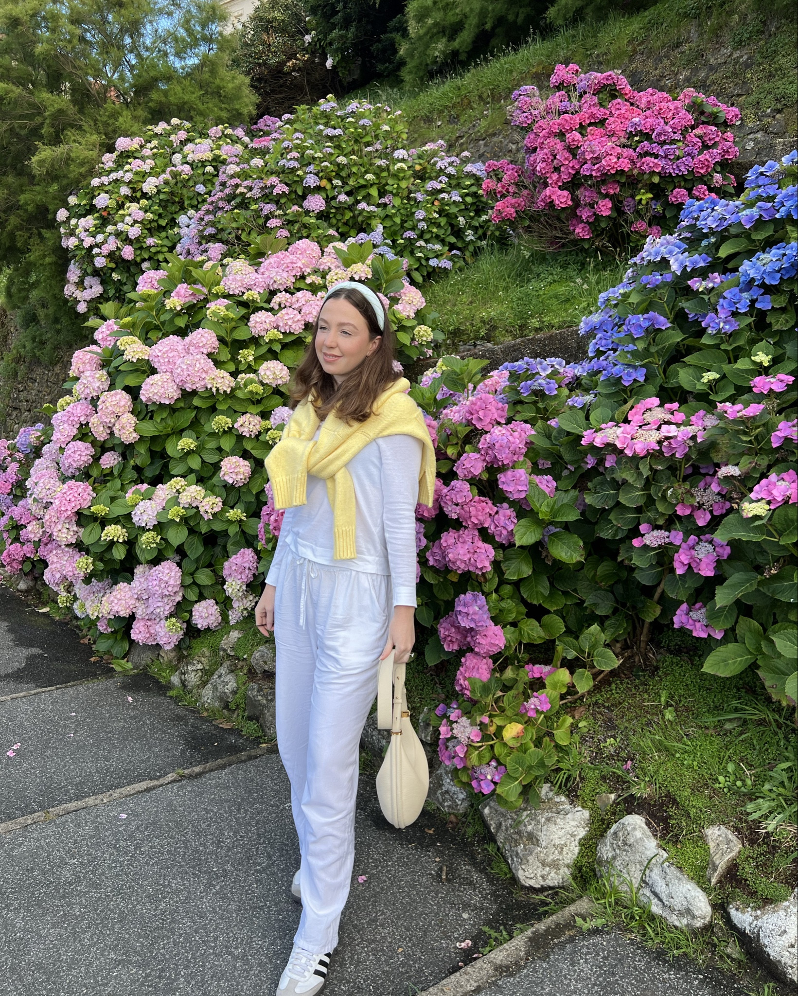 What I wore in Biarritz, France 💕

White linen drawstring pants, white long sleeve, yellow cardigan, 

#LTKSeasonal #LTKShoeCrush #LTKTravel