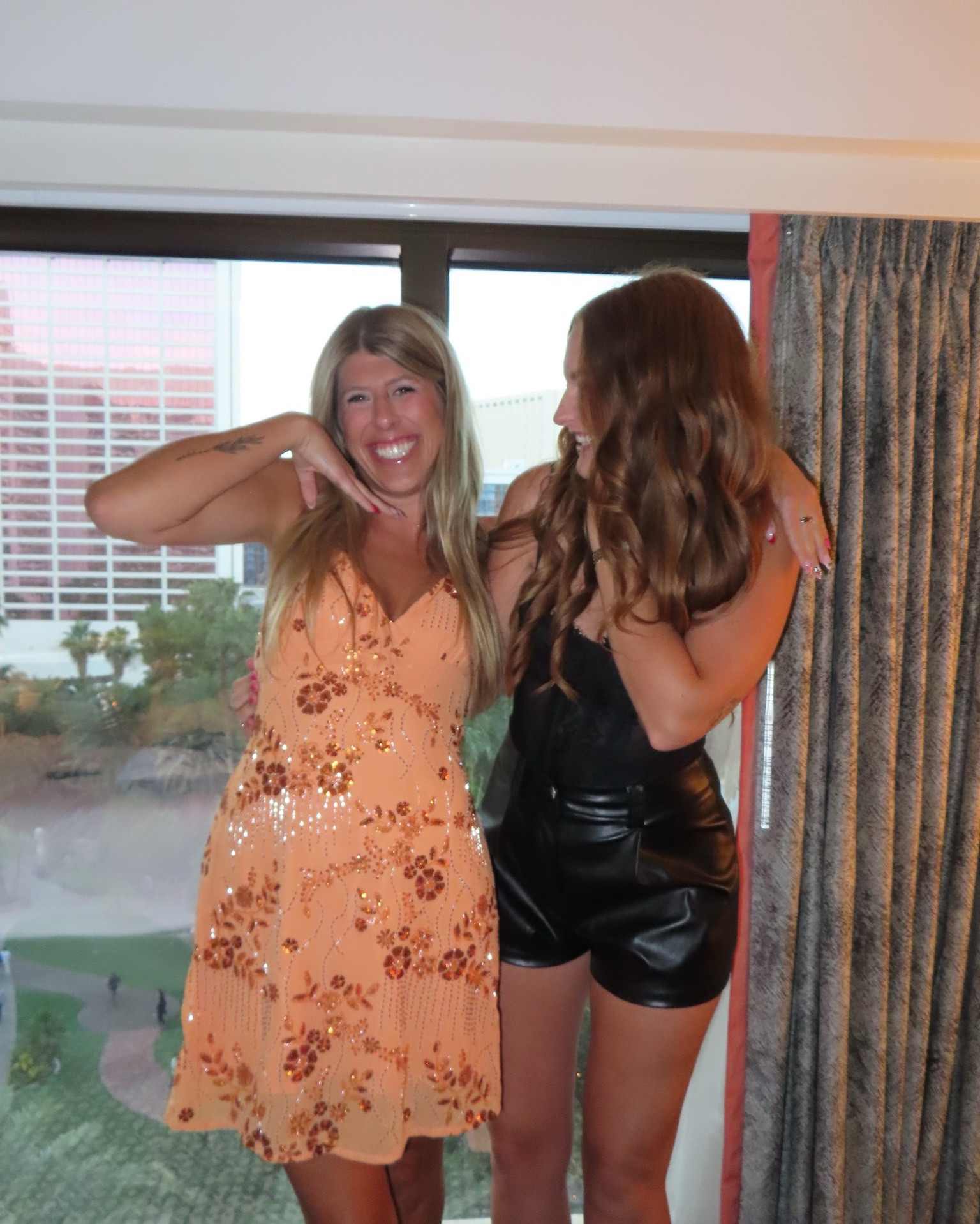 Vegas Outfit ✨🧡 


Vegas Nightlife | Las Vegas | Sequin Dress | Summer Vacation 

#LTKStyleTip #LTKSeasonal #LTKSummerEdit