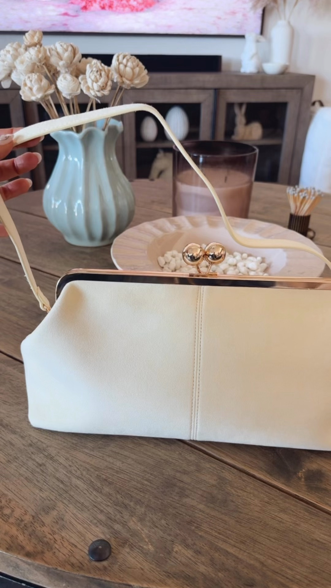 The perfect bag for Easter, Mother’s Day, summer weddings, summer date nights!￼ I had such a hard time choosing between the pink and yellow, but I’m happy with my choice!🌸🌼 Grab it while it’s on sale through 3/4!



#LTKgrwm #LTKOver40 #LTKootd