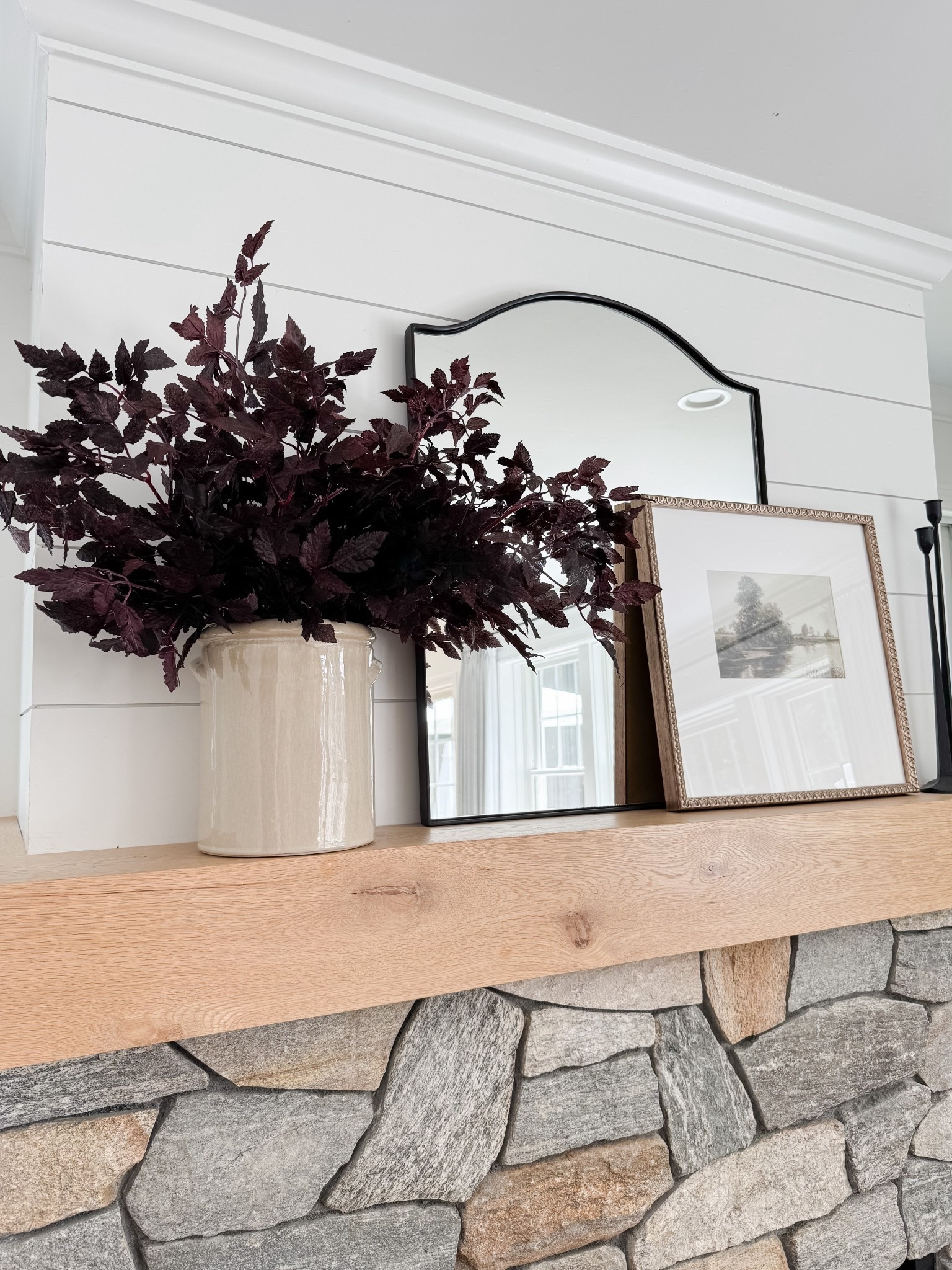 Coastal Living Room

Mantel styling, fall decor, Amazon fall home, burgundy stems sherri calnan home 

#LTKHome #LTKFindsUnder50 #LTKSeasonal