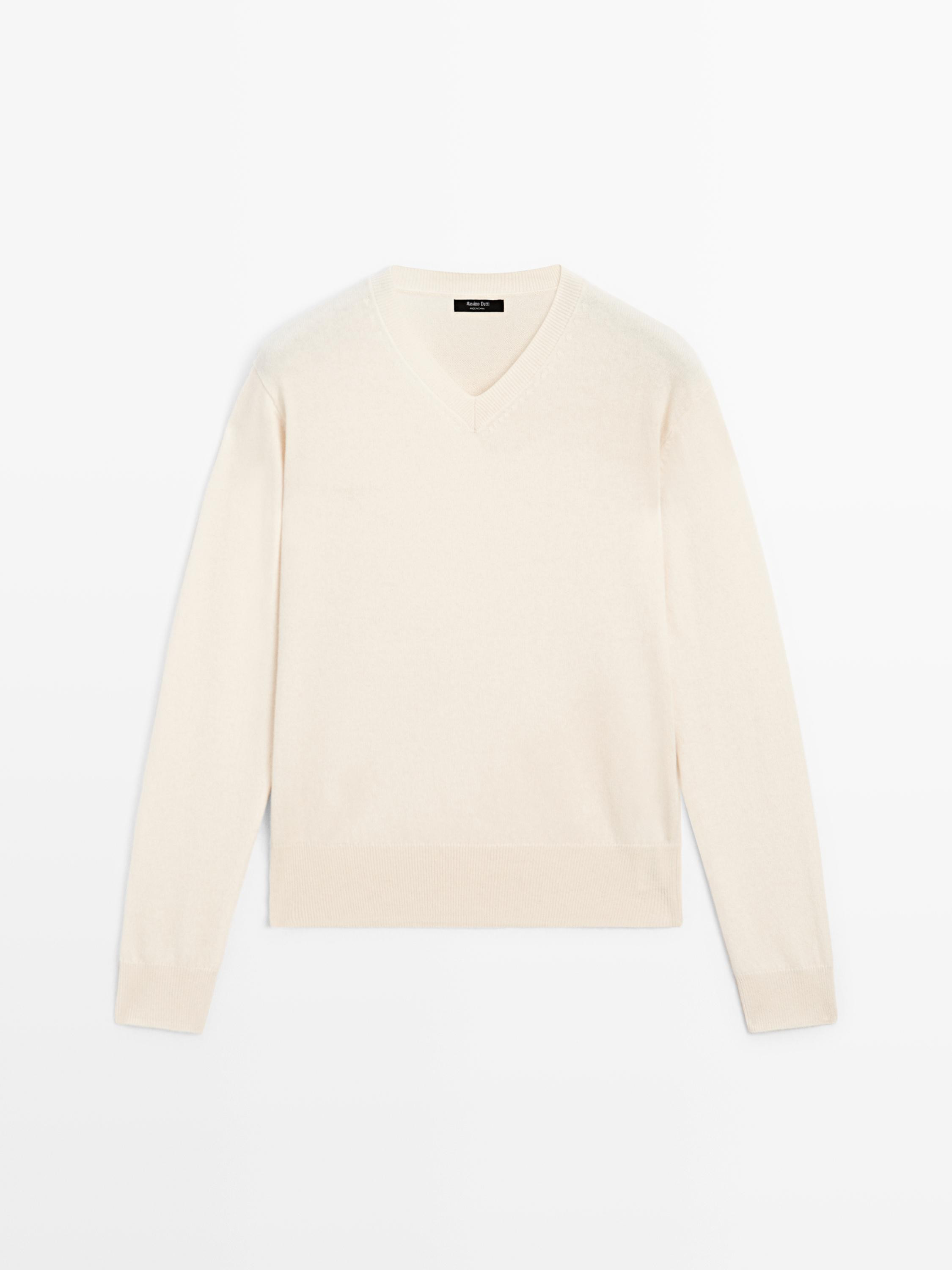 Wool blend knit V-neck sweater | Massimo Dutti UK