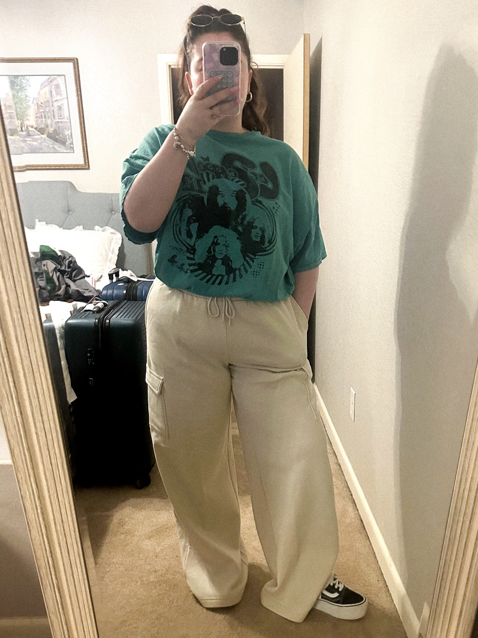 Outfit of the day
Sweatpants are from NSALE size large
Runs big and long. I’m 5’4 recommend altering or being taller than me lol

#LTKMidsize #LTKxNSale #LTKFindsUnder100