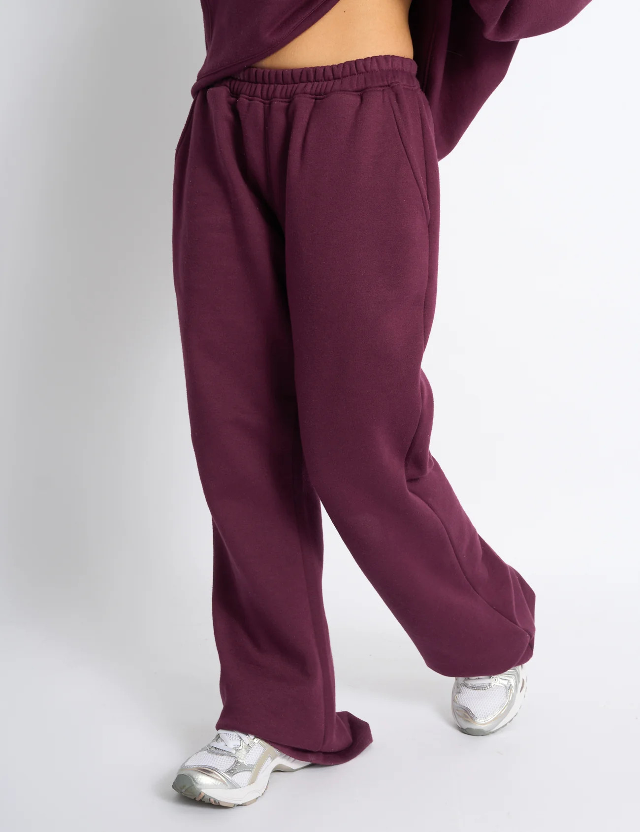 Kaiia Wide Leg Sweat Pants Deep Burgundy | Public Desire