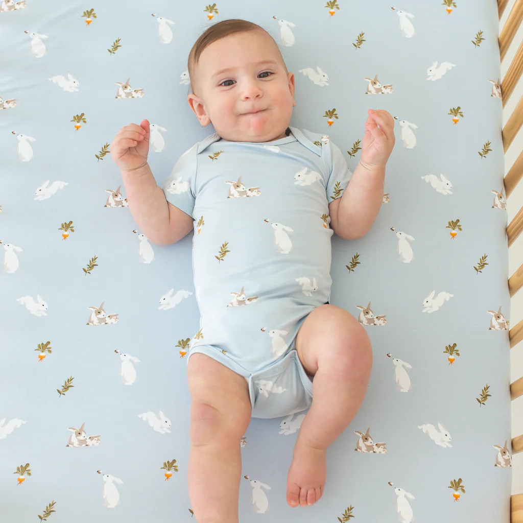 Bodysuit in Ice Rabbit | Kyte BABY