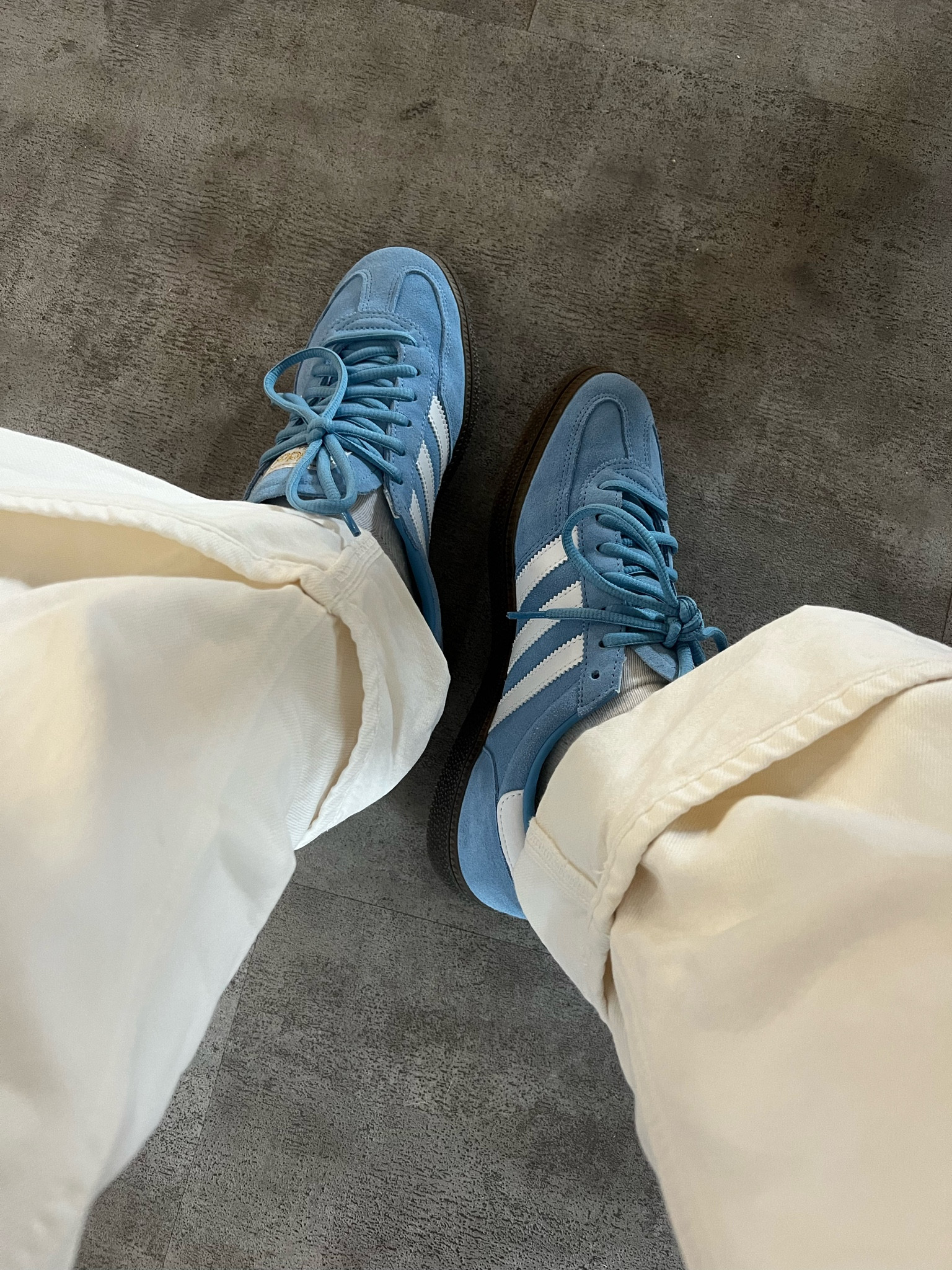 Must have summer sneakers #summer2024 #summer #summersneakers

#LTKTravel #LTKShoeCrush #LTKWorkwear