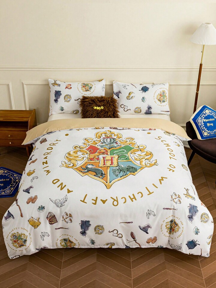 HARRY POTTER X SHEIN Badge And Letter Printed Duvet Cover Set | SHEIN