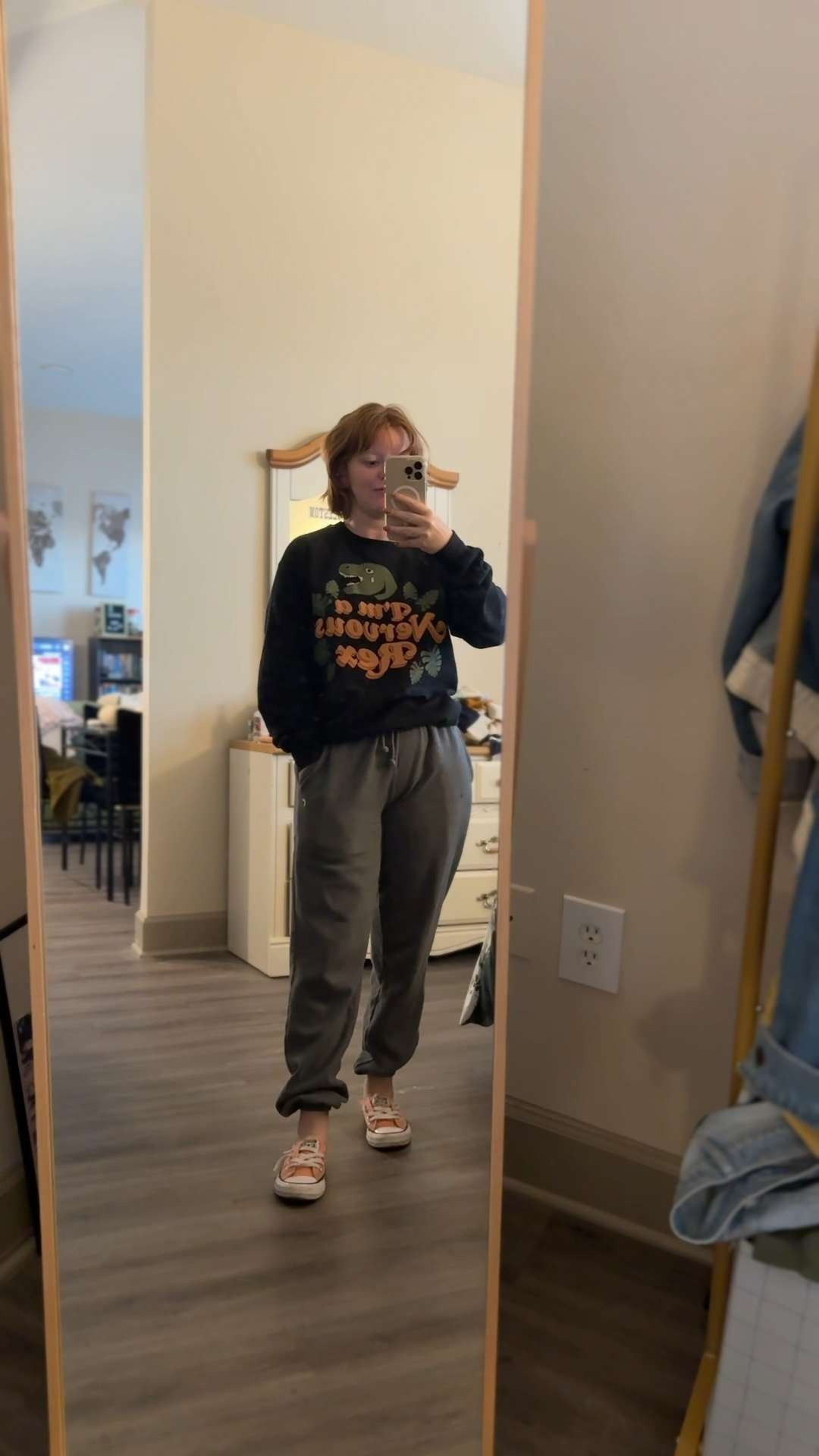 Love this comfy sweater and joggers for a chilly morning walk 

 #LTKHoliday #LTKSeasonal #LTKPetite