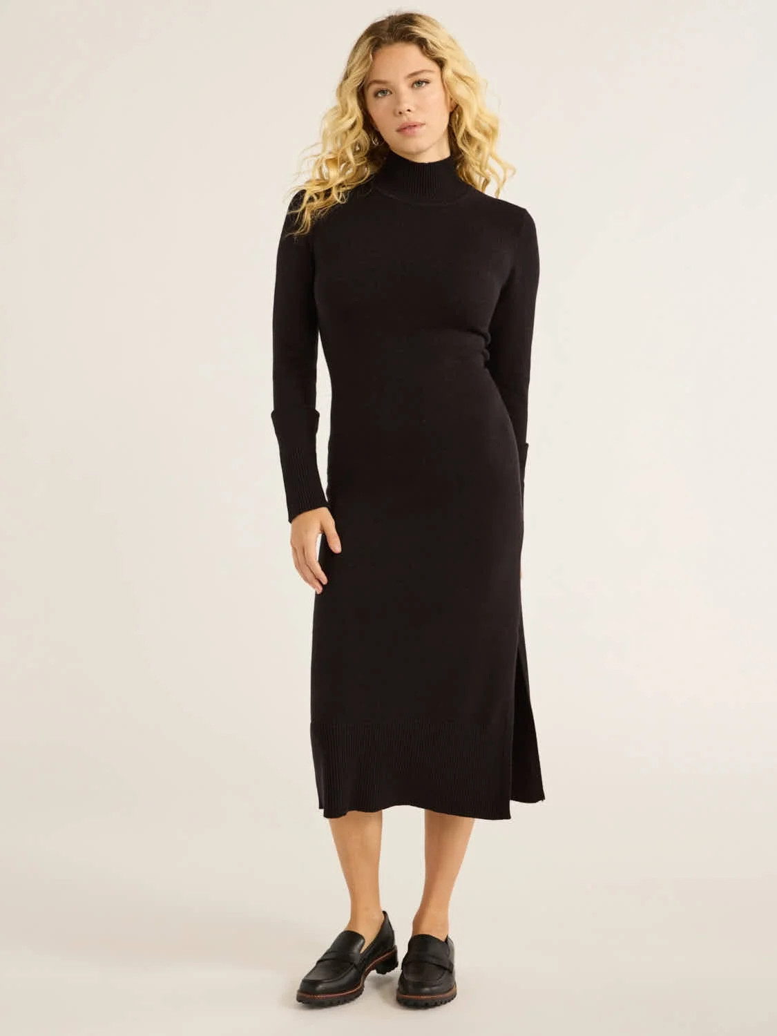 Free Assembly Women’s Cozy Yarn Turtleneck Midi Sweater Dress, Sizes XS-XXXL | Walmart (US)