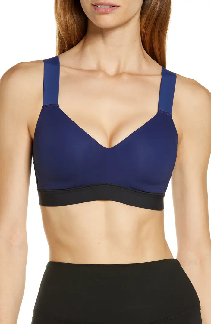 Dynamic Contour Underwire Sports Bra | Nordstrom