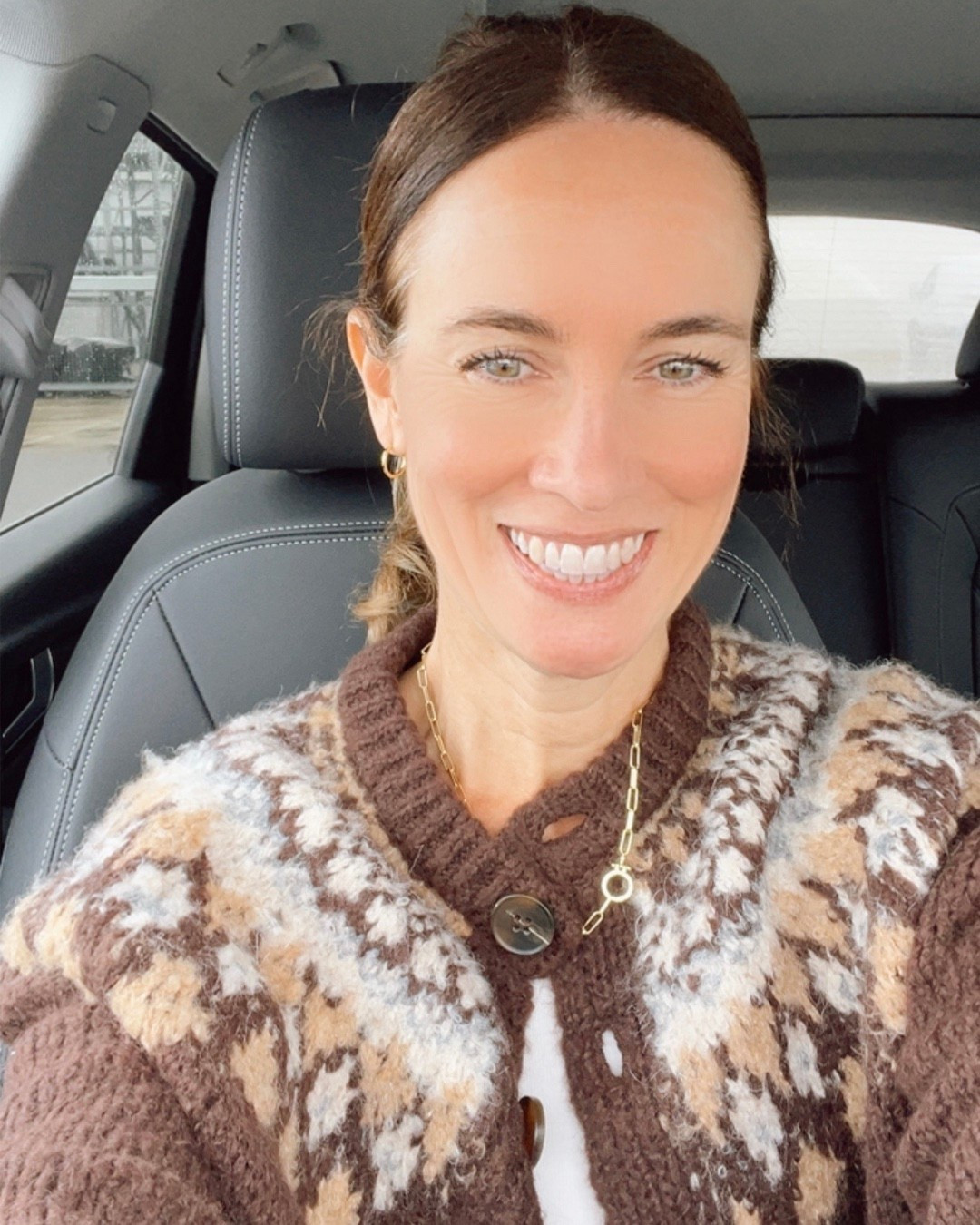Sweater of the day: Brown fair isle cardigan from Nordstrom Rack on sale for only $39. #wintersweater #fairisle #winteroutfit #OOTD #over40style

#LTKOver40 #LTKootd #LTKFindsUnder50