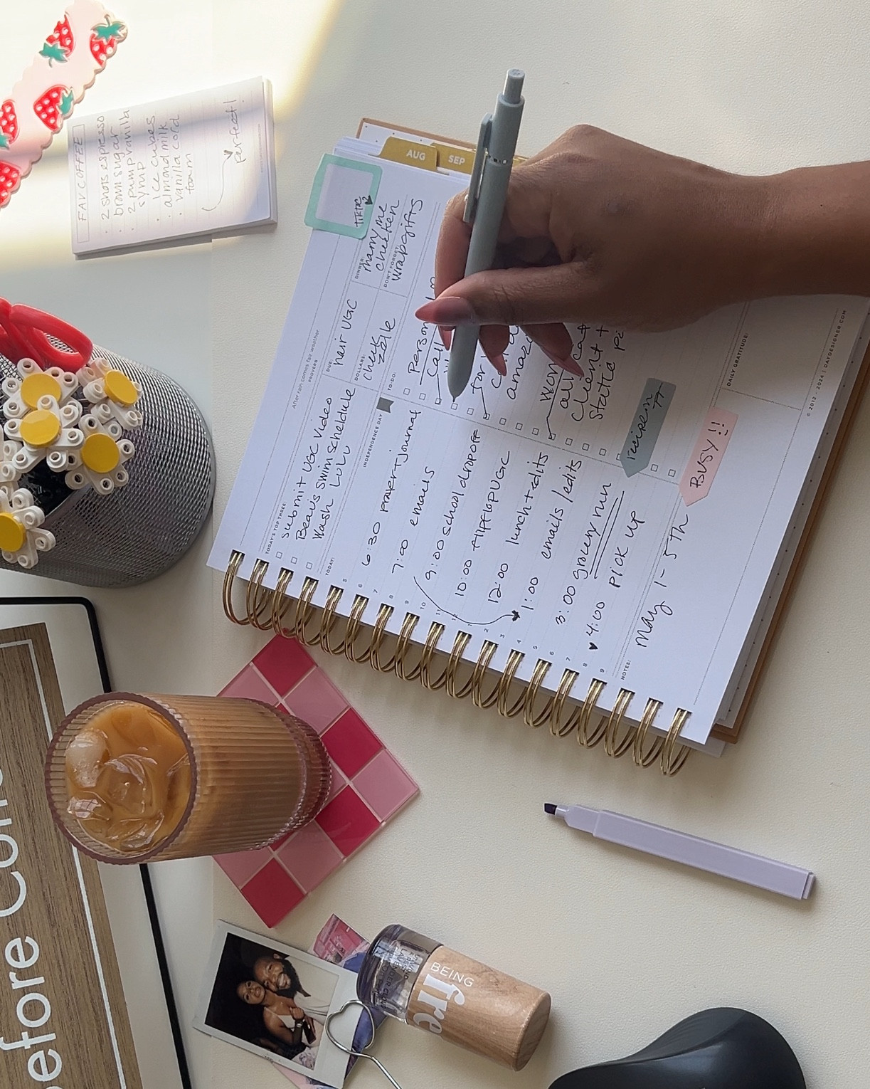 functional + aesthetically pleasing. If you’re a busy mom like me, this is the planner to stay on top of it all! #ad

#LTKHome #LTKFindsUnder100