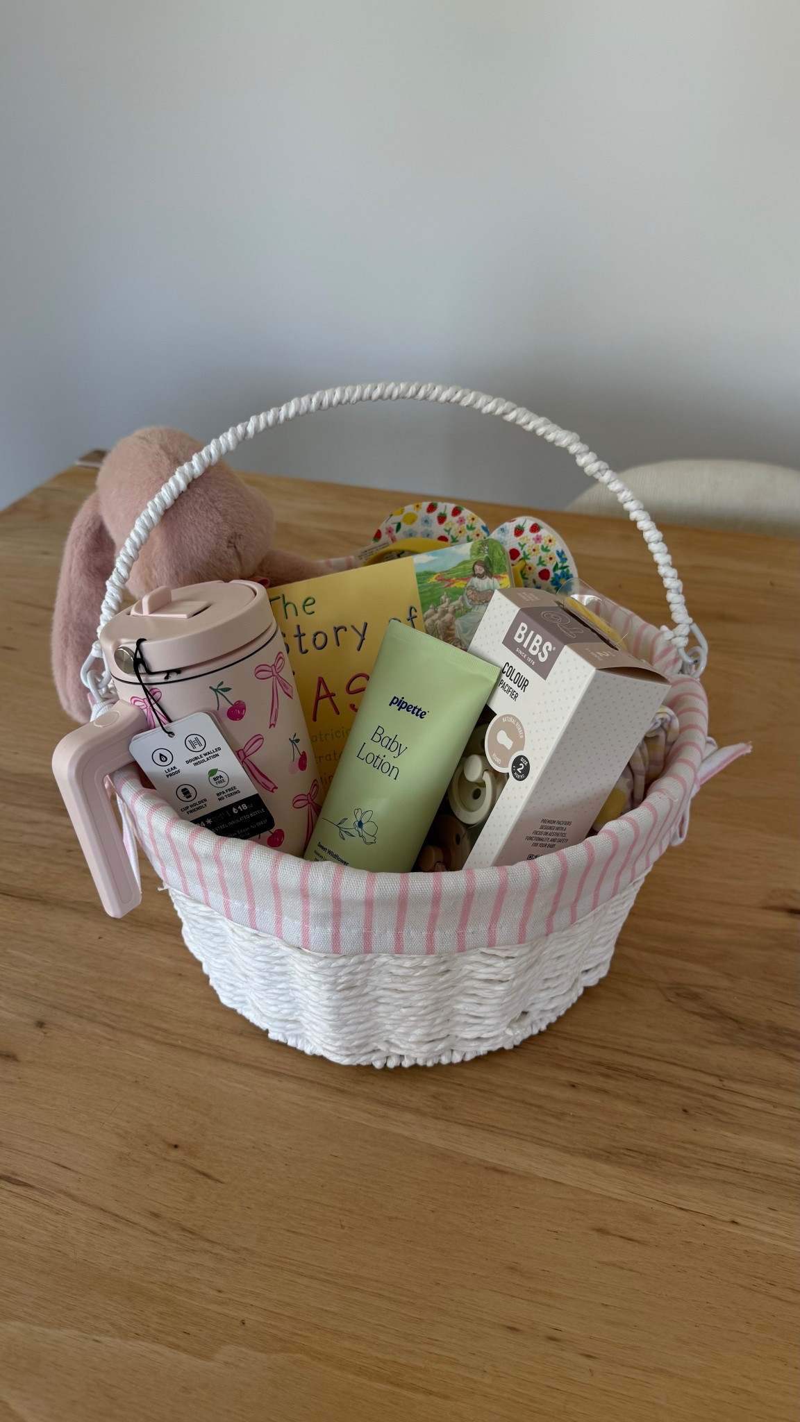 easter basket 🐣🧺🐇🧈🌼

#LTKFindsUnder50 #LTKSeasonal #LTKGiftGuide