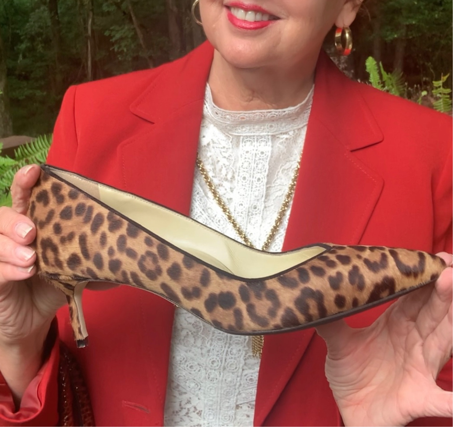 What’s prettier with ani al print/ leopard print than bright red?!  Leopard  pumps will spice up any look.  These are selling out, so I’ve linked other options too.

Consider pairing them with Summer white, black, brown, navy, ivory……

Follow me for more Fashion Inspiration❤️
#ltkbeauty
#ltkfallstyle
#ltkfallshoes

#leopardpumps #leopardheels
#leopardshoes #leopardandred

#LTKmidsize #LTKstyletip #LTKshoecrush